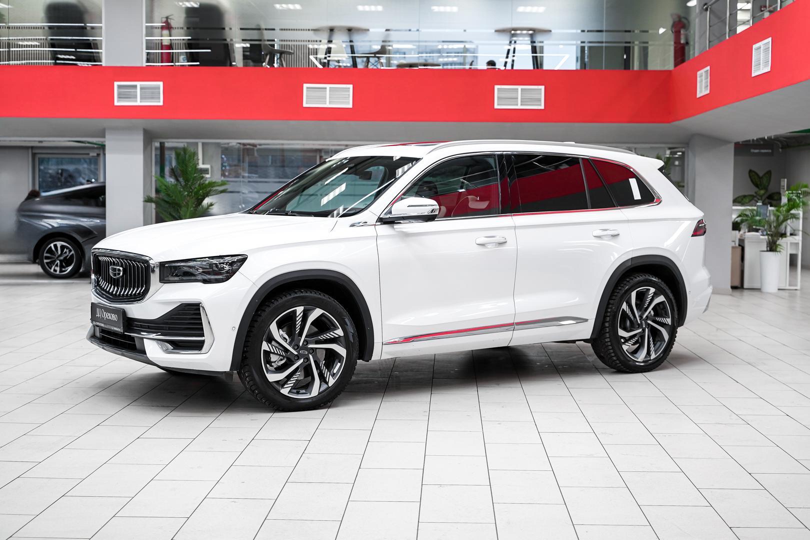 Geely Monjaro 2022, белый, ДЦ Орехово