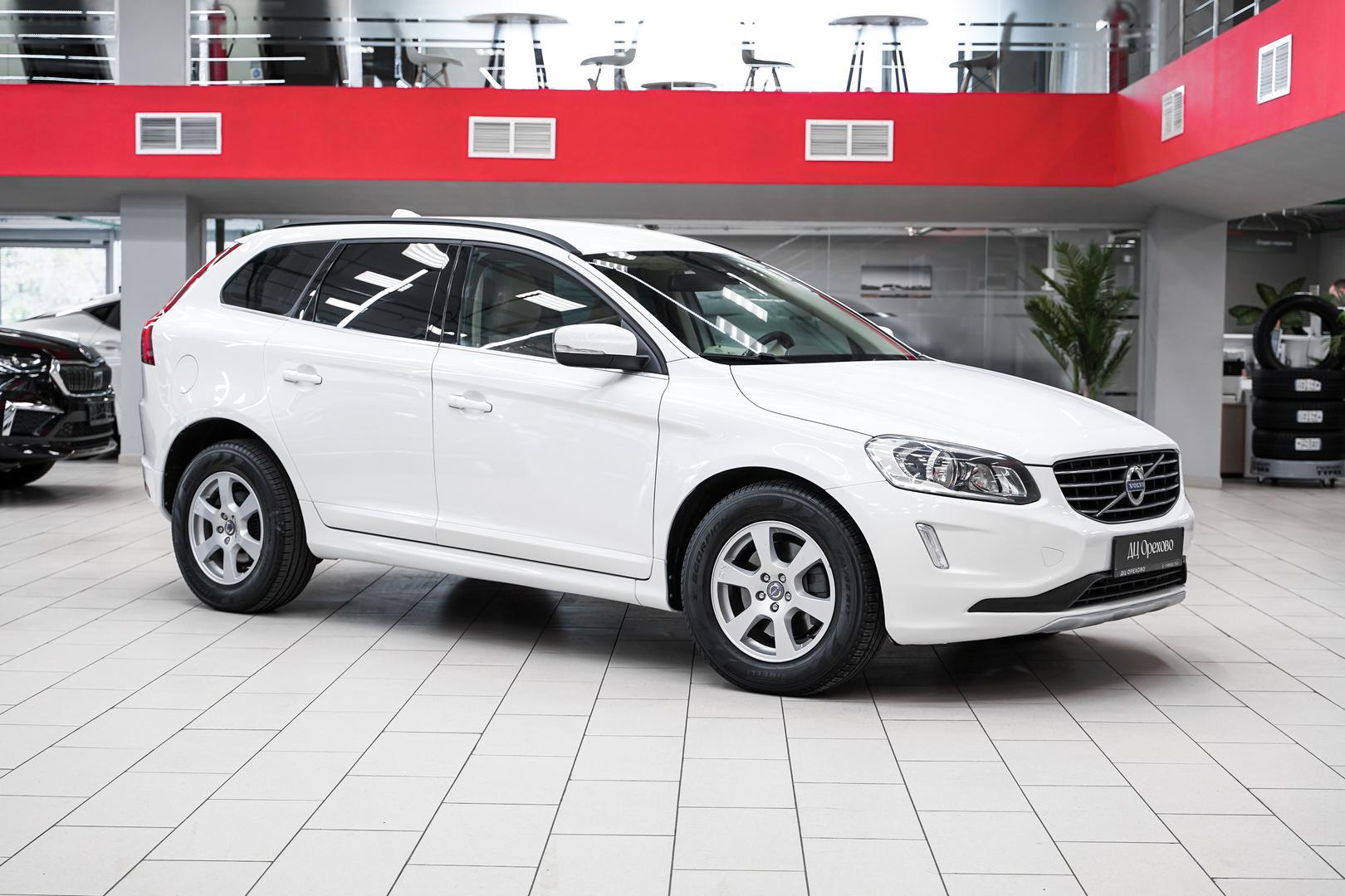 Volvo XC60 2014, белый, ДЦ Орехово