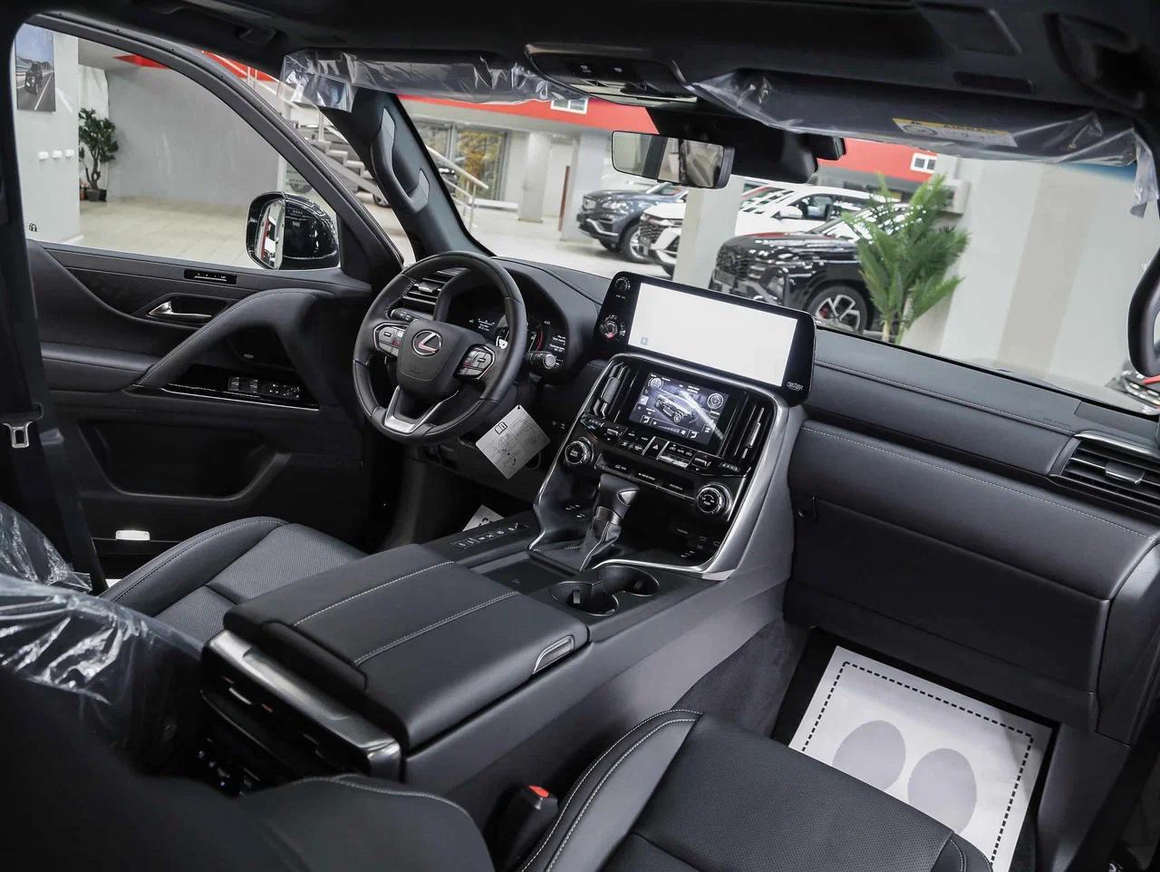 Lexus LX 2026, черный, ДЦ Орехово