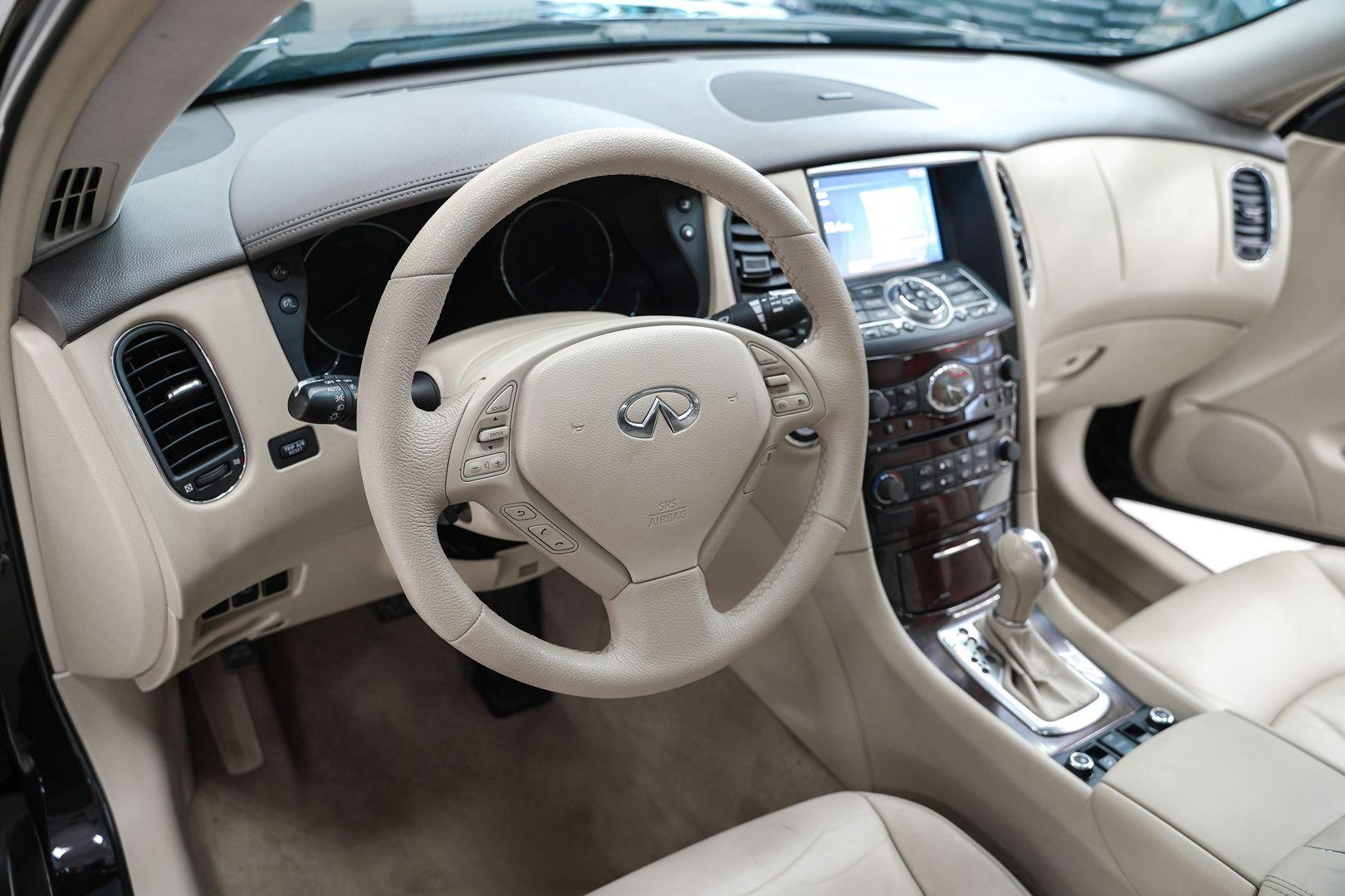 Infiniti QX50 2013, черный, ДЦ Орехово
