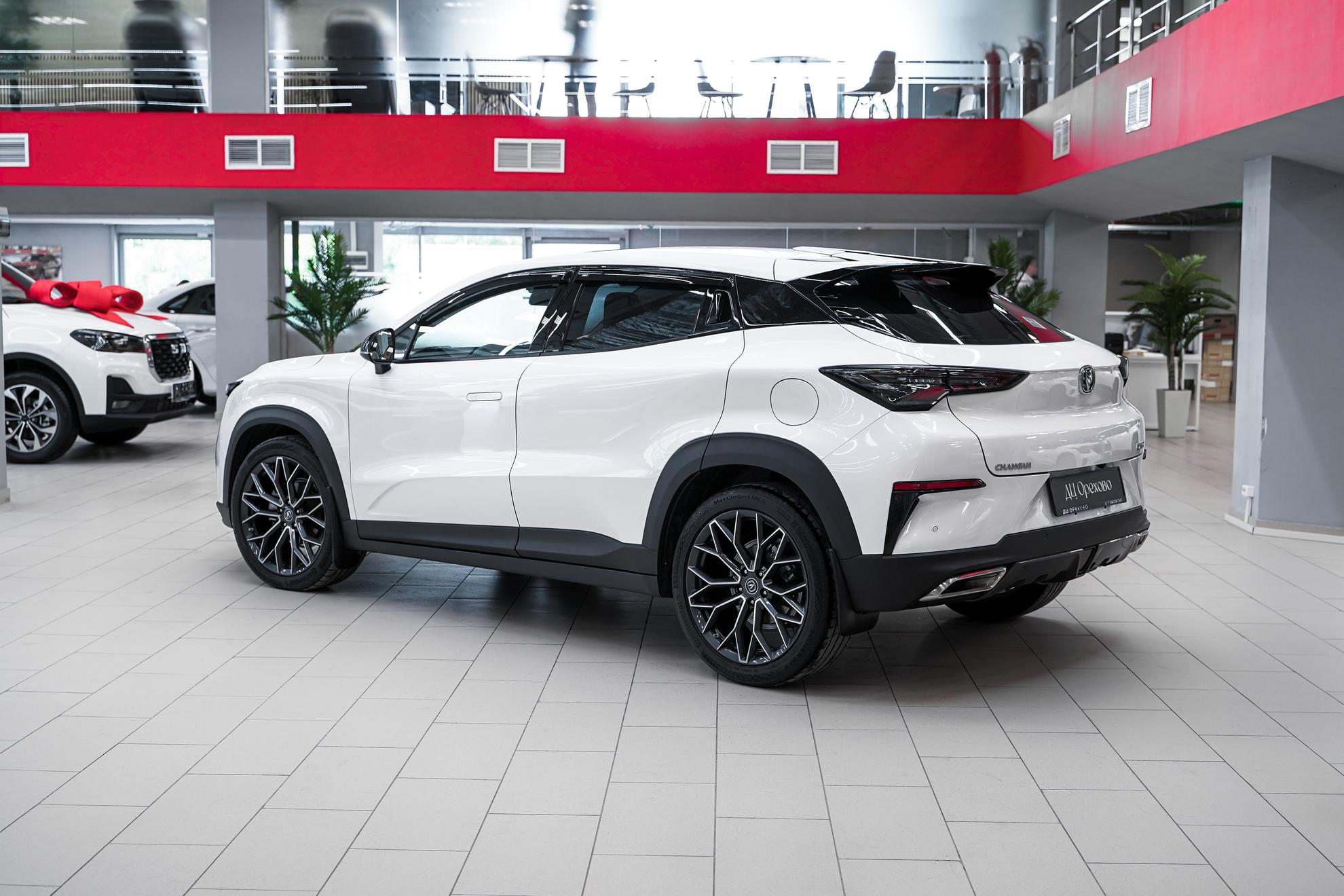Changan UNI-T 2023, белый, ДЦ Орехово