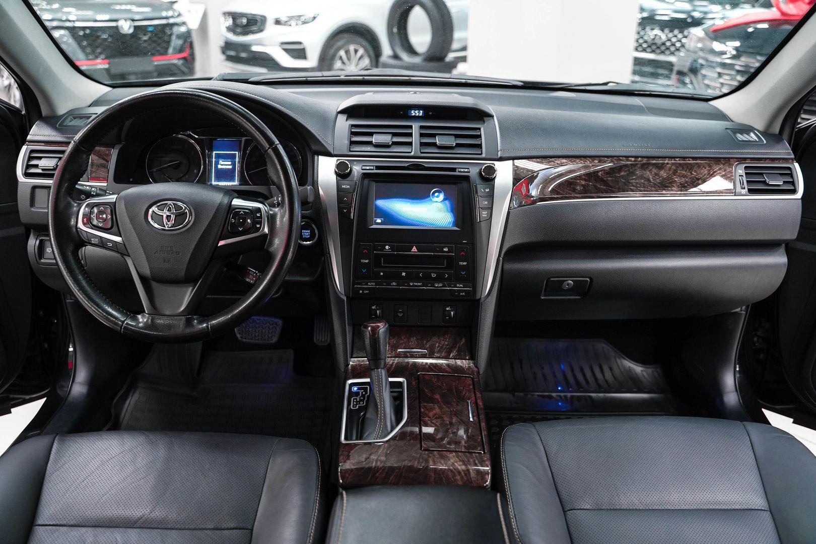 Toyota Camry 2017, черный, ДЦ Орехово