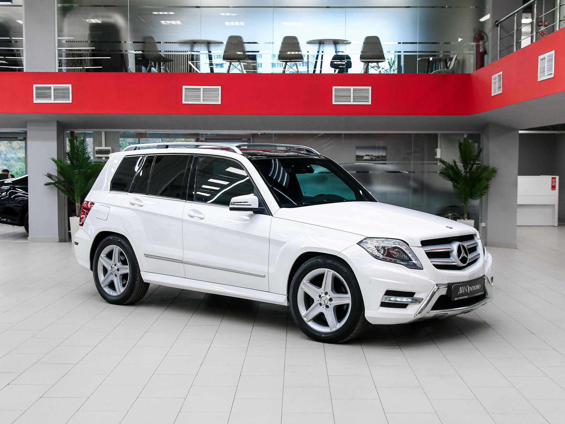 Mercedes-Benz GLK-Класс 2015, белый, ДЦ Орехово