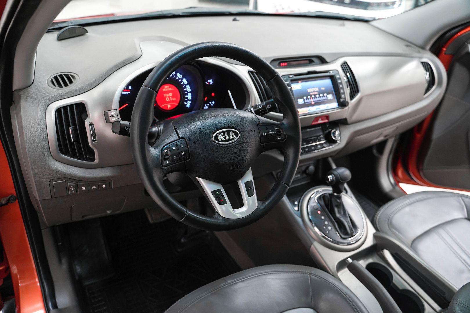 Kia Sportage 2011, оранжевый, ДЦ Орехово