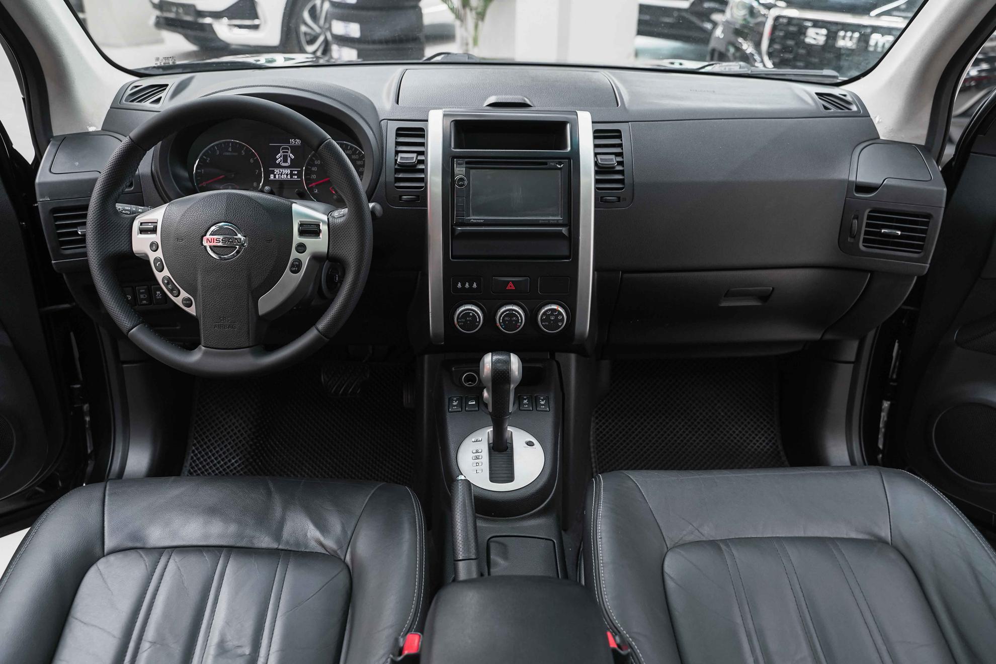 Nissan X-Trail 2011, черный, ДЦ Орехово