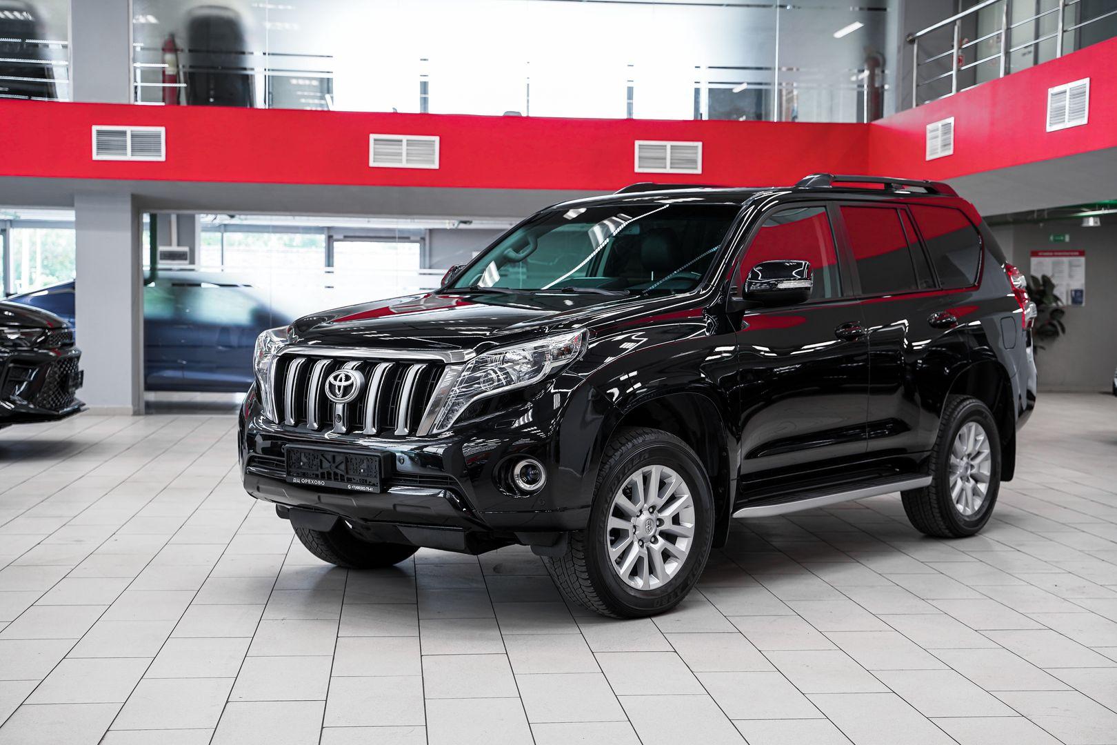 Toyota Land Cruiser Prado 2014, черный, ДЦ Орехово