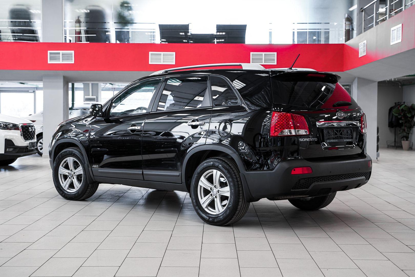 Kia Sorento 2012, черный, ДЦ Орехово
