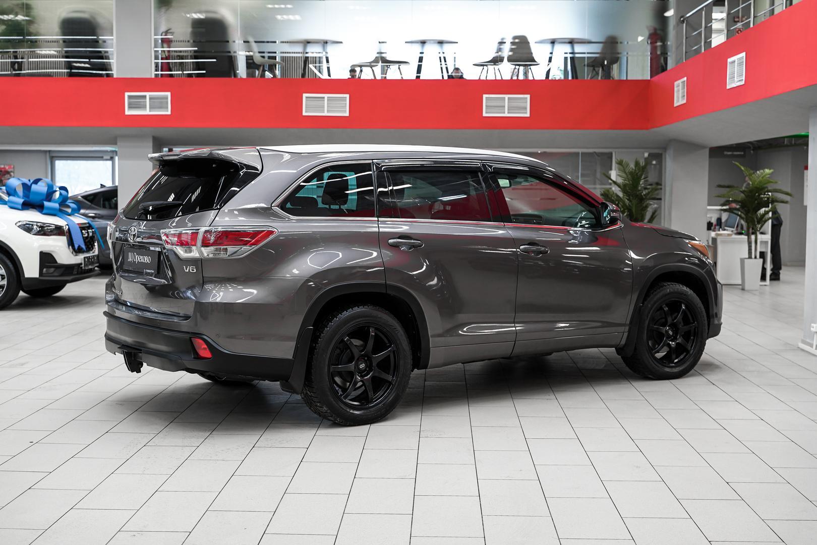 Toyota Highlander 2014, серый, ДЦ Орехово