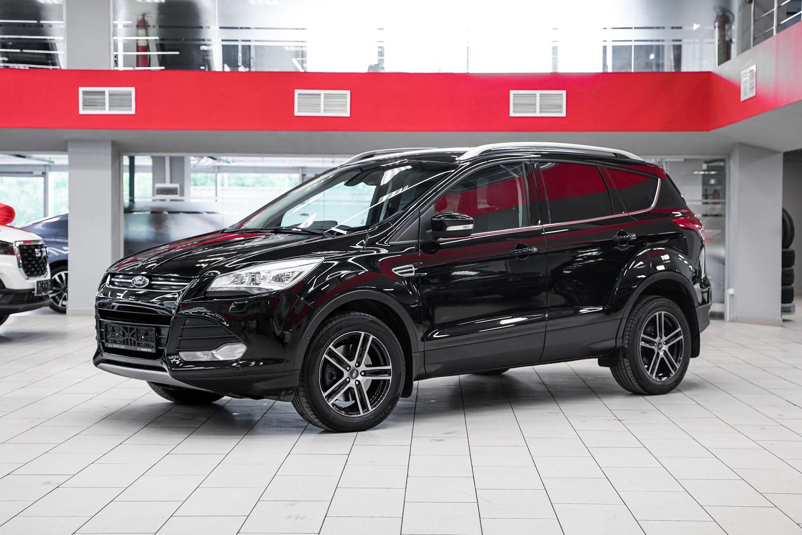 Ford Kuga 2013, черный, ДЦ Орехово