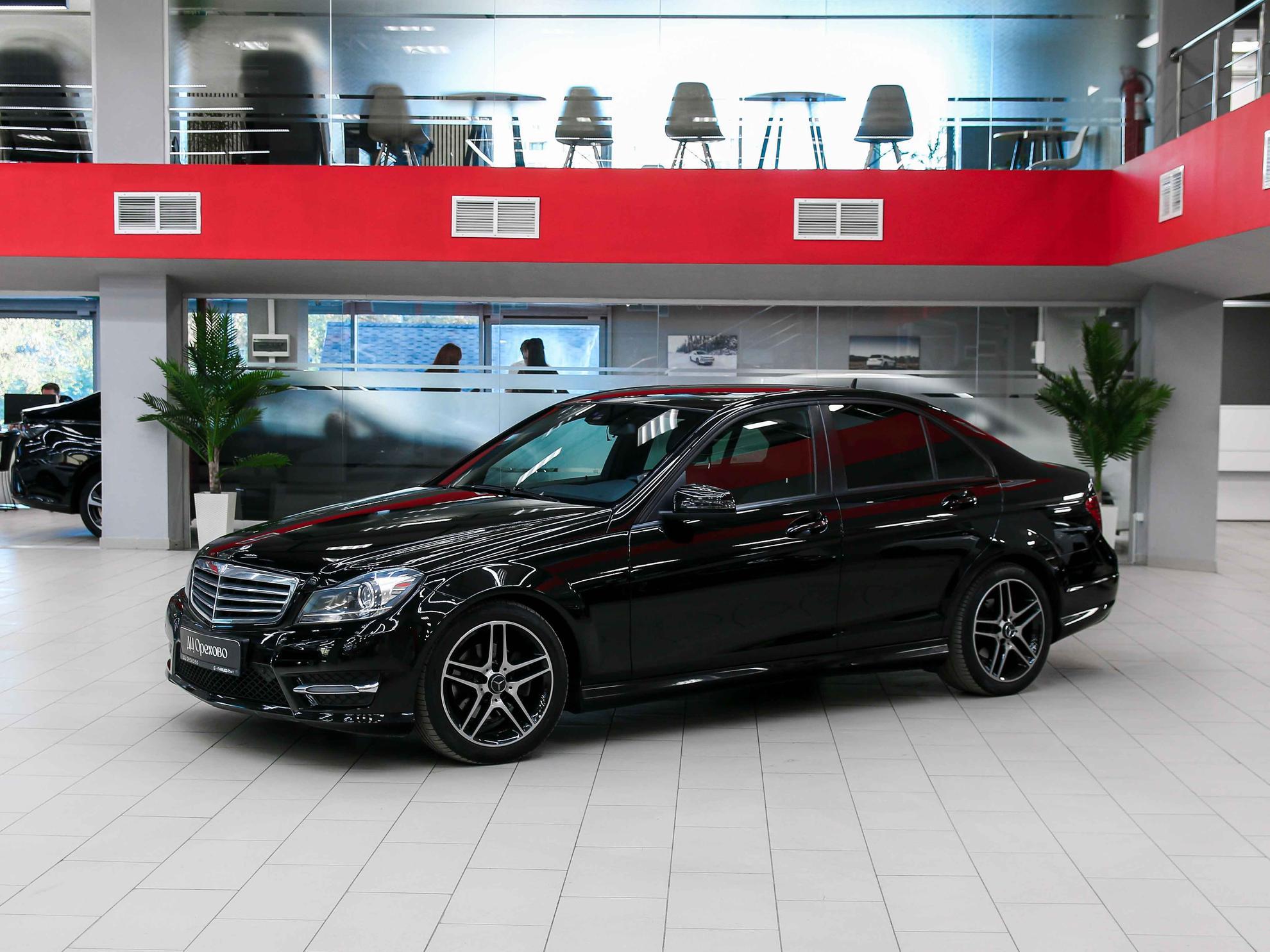 Mercedes-Benz C-Класс 2013, черный, ДЦ Орехово