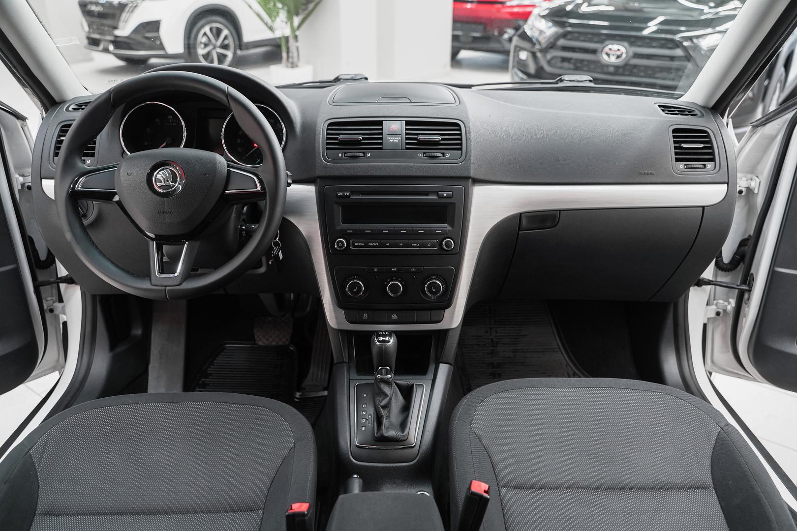 Skoda Yeti 2013, белый, ДЦ Орехово