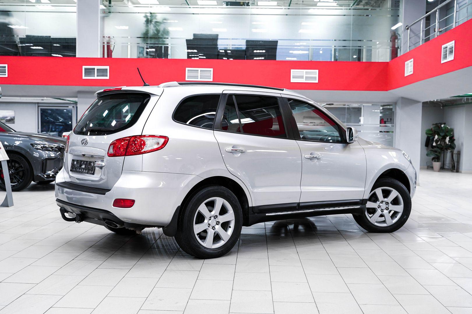 Hyundai Santa Fe 2010, серый, ДЦ Орехово