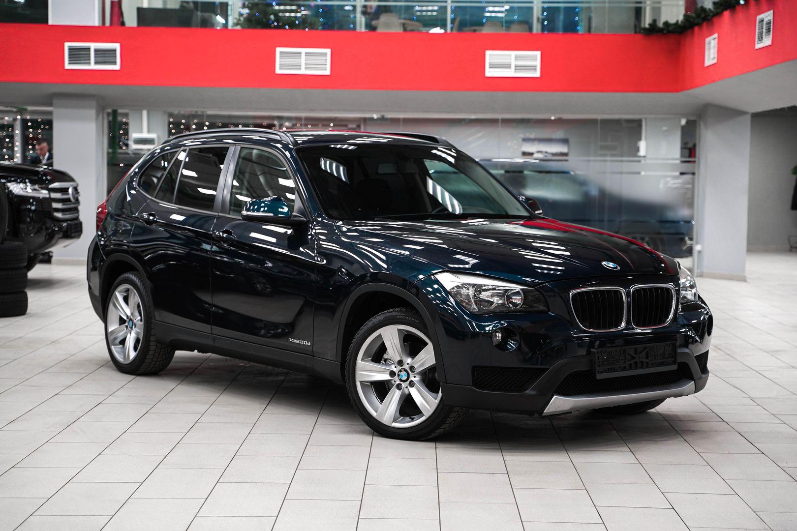 BMW X1 2013, синий, ДЦ Орехово