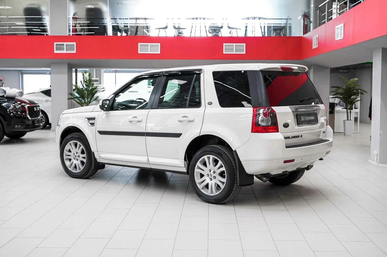 Land Rover Freelander 2010, белый, ДЦ Орехово