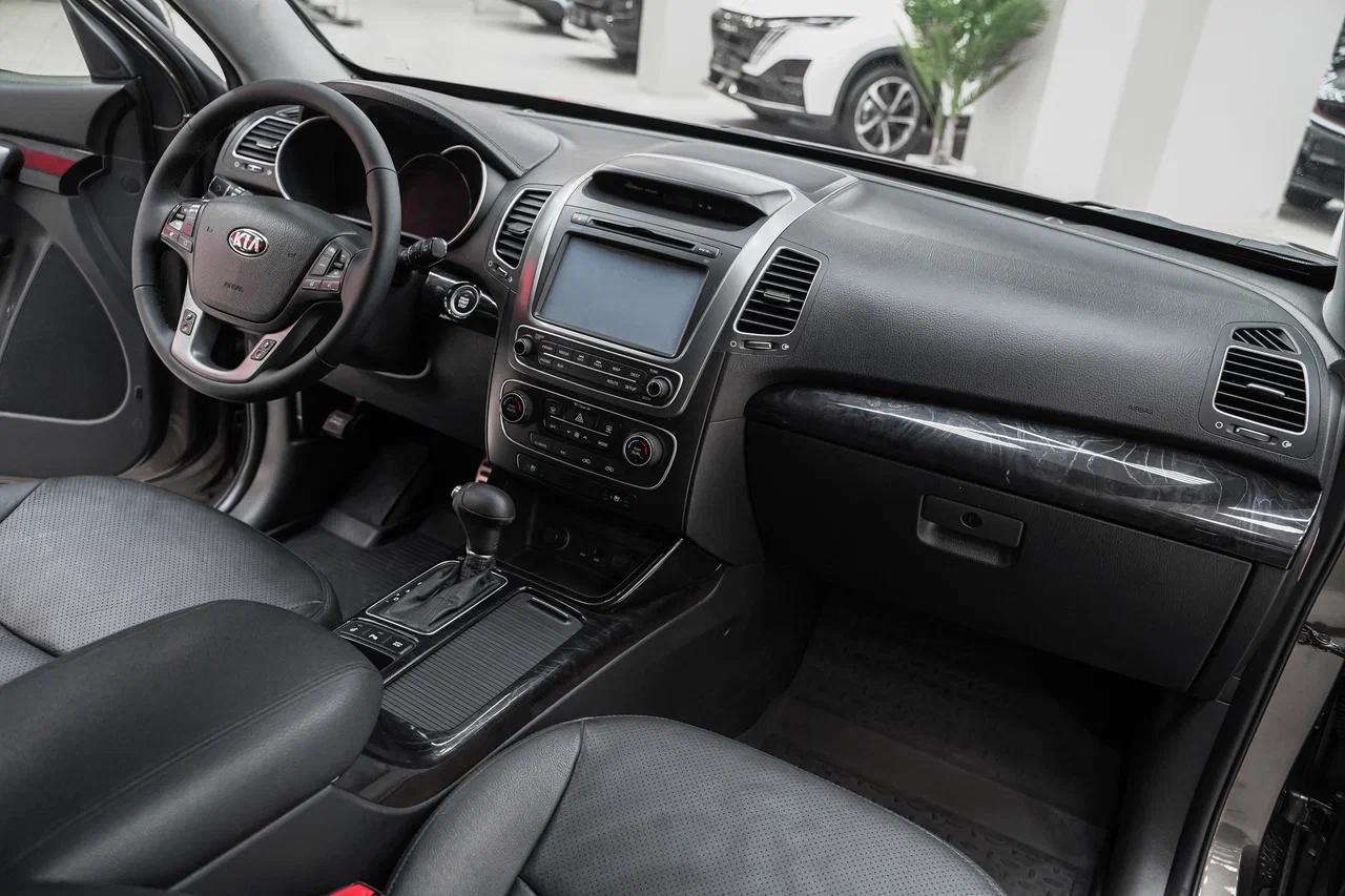 Kia Sorento 2013, бежевый, ДЦ Орехово