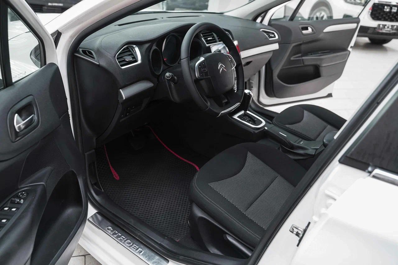 Citroen C4 2013, белый, ДЦ Орехово