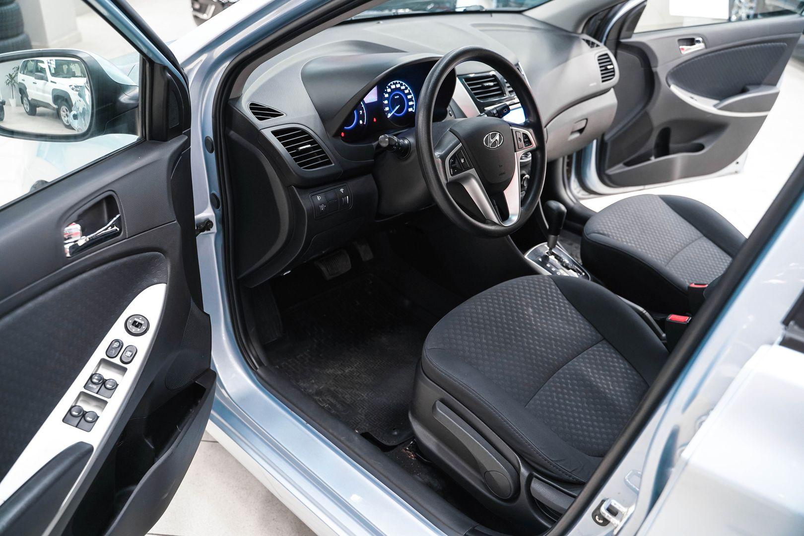 Hyundai Solaris 2012, серый, ДЦ Орехово