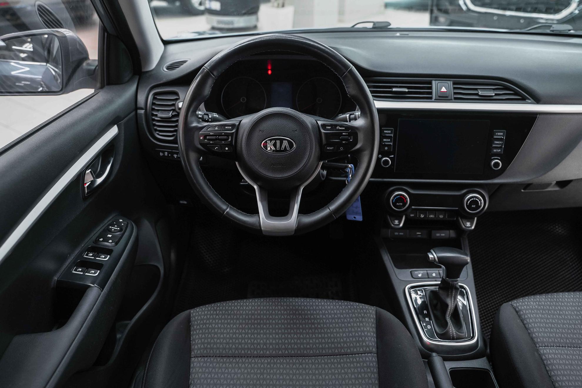 Kia Rio 2021, серый, ДЦ Орехово