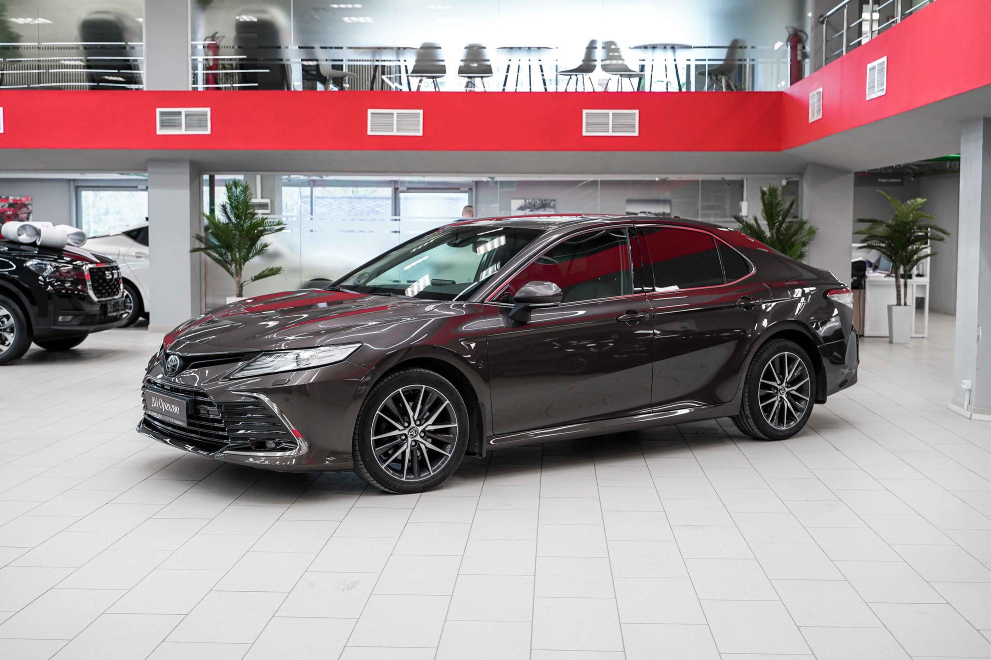 Toyota Camry 2021, коричневый, ДЦ Орехово