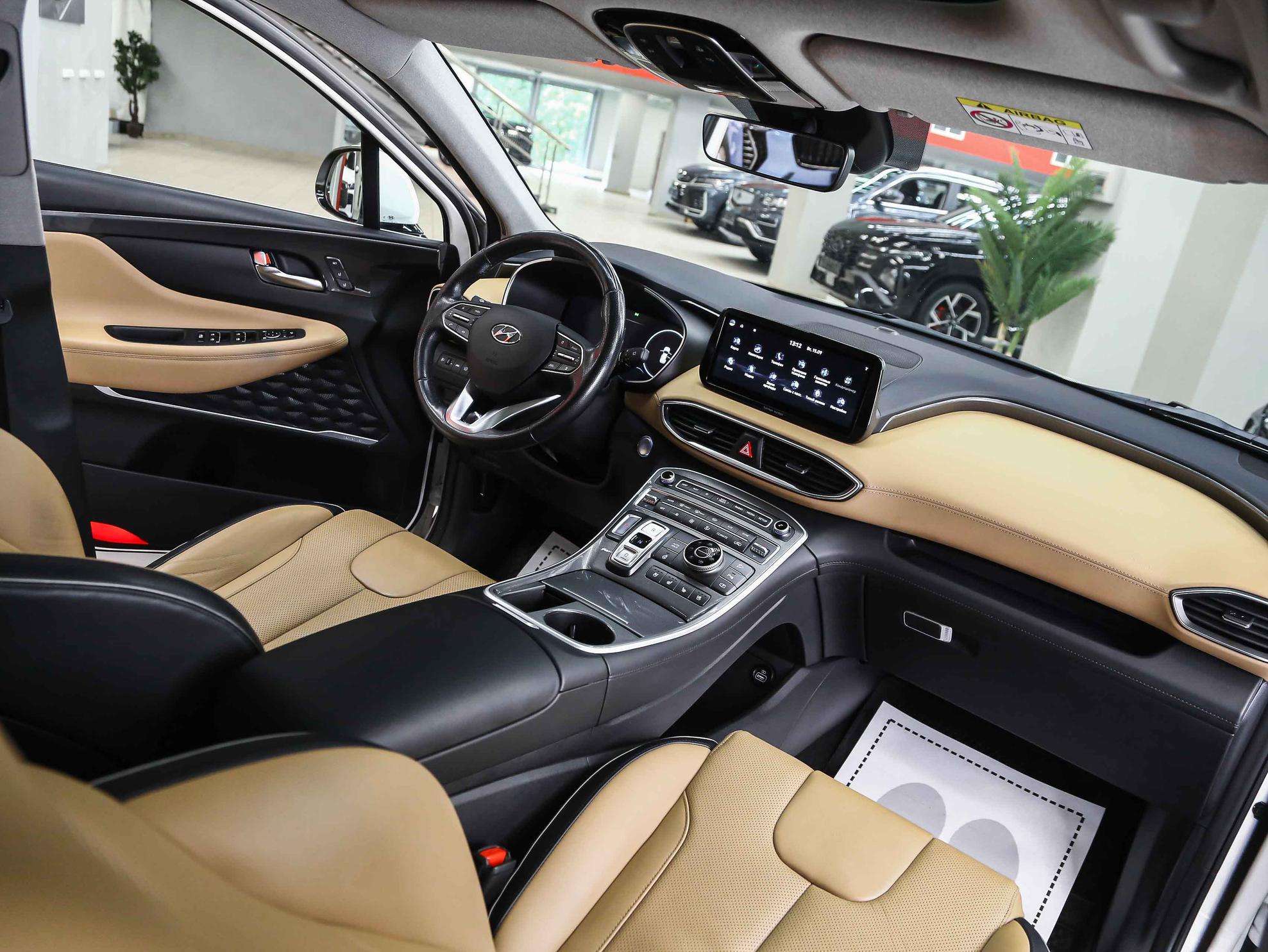Hyundai Santa Fe 2021, белый, ДЦ Орехово