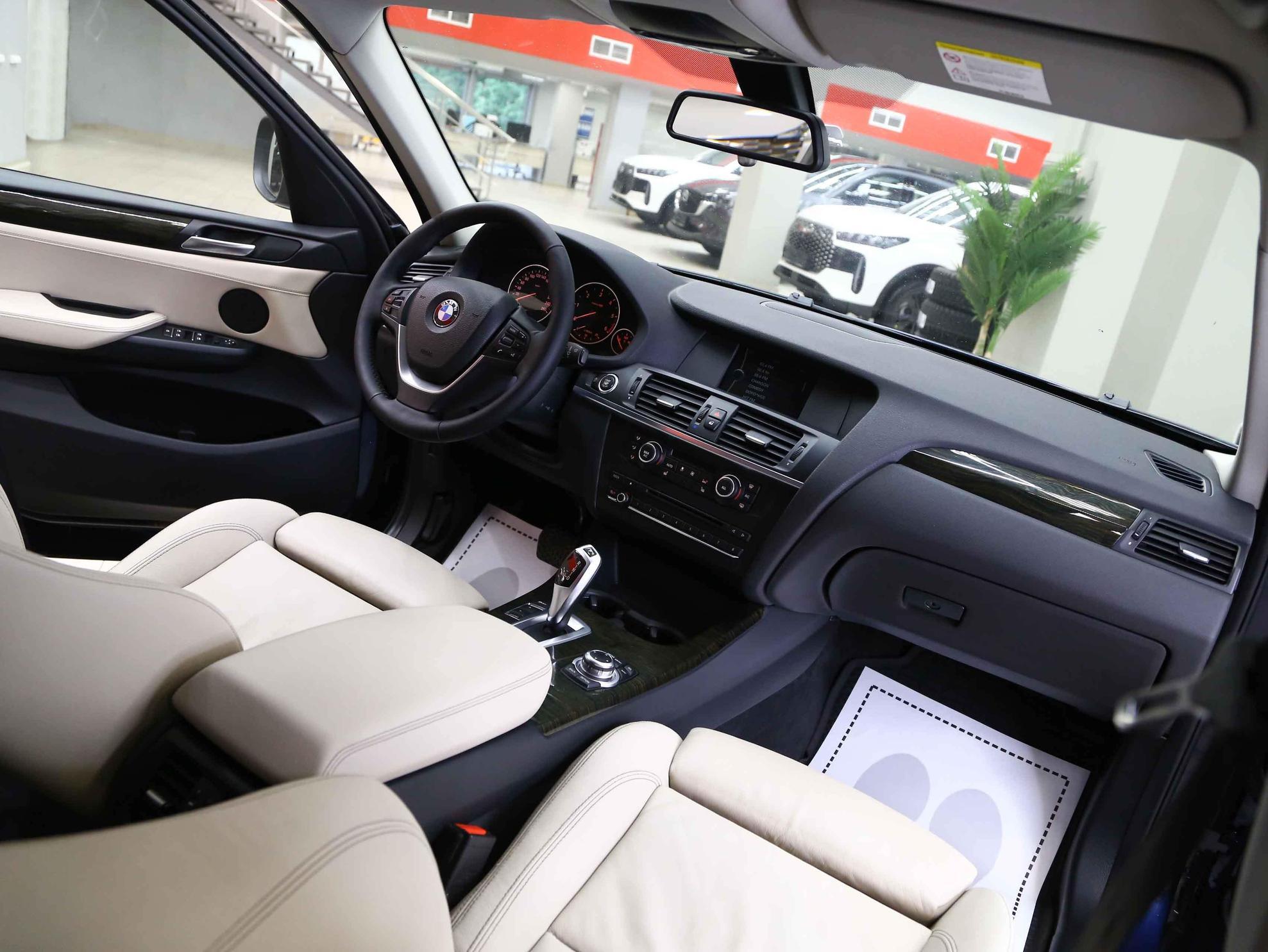 BMW X3 2013, синий, ДЦ Орехово
