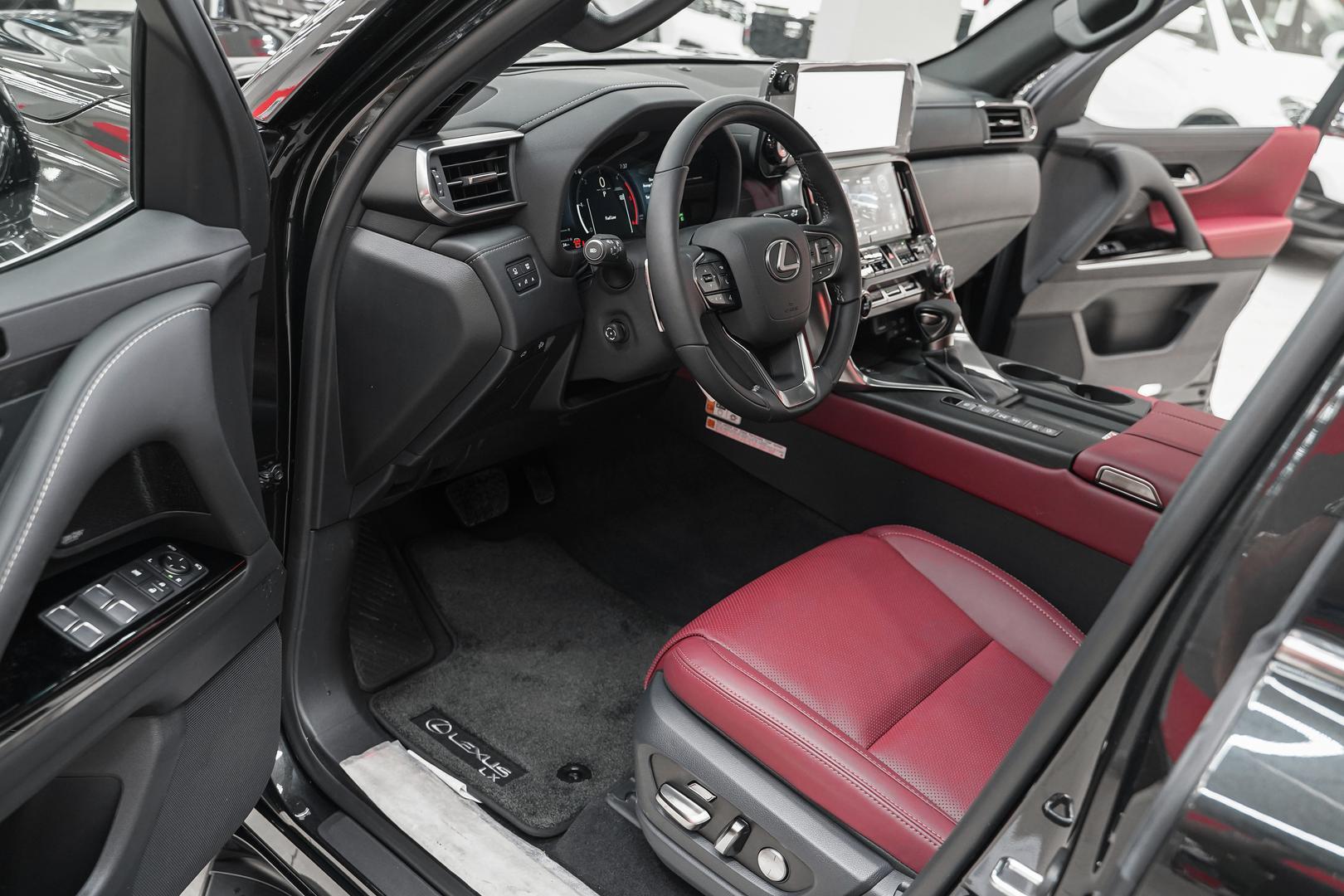 Lexus LX 2025, черный, ДЦ Орехово