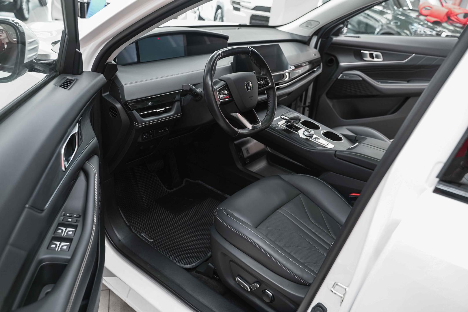 Changan UNI-K 2023, белый, ДЦ Орехово