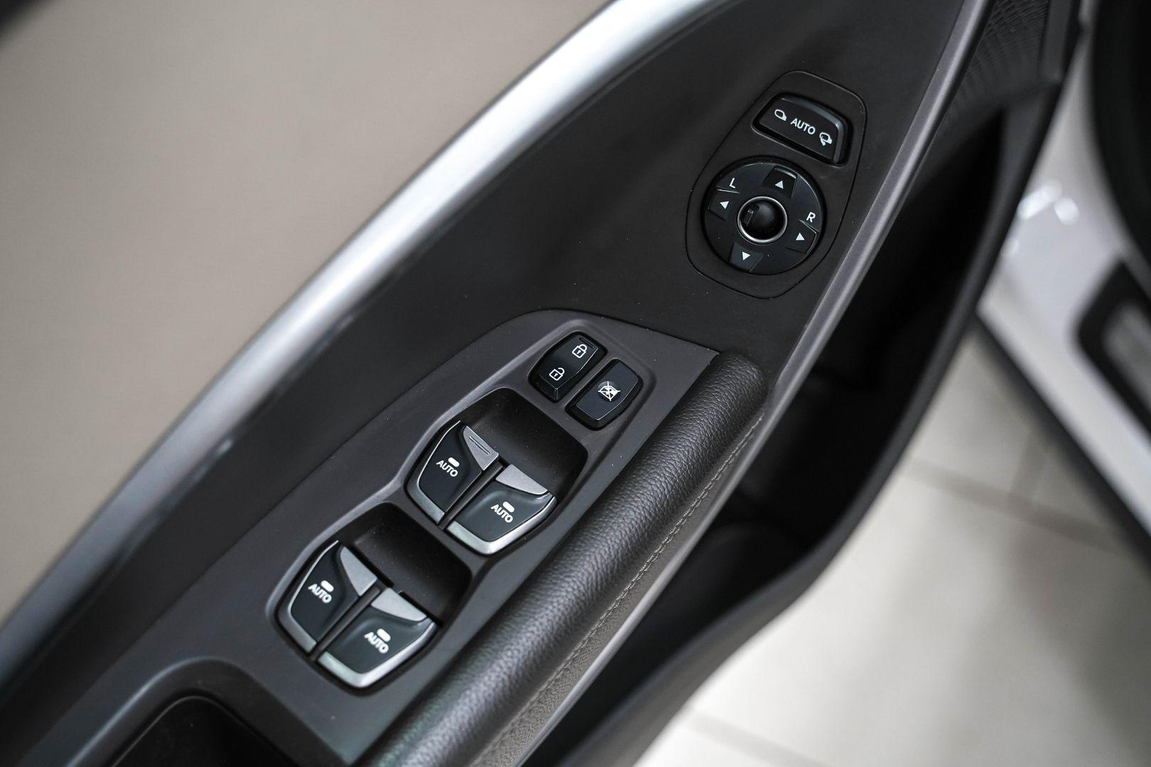 Hyundai Santa Fe 2013, белый, ДЦ Орехово