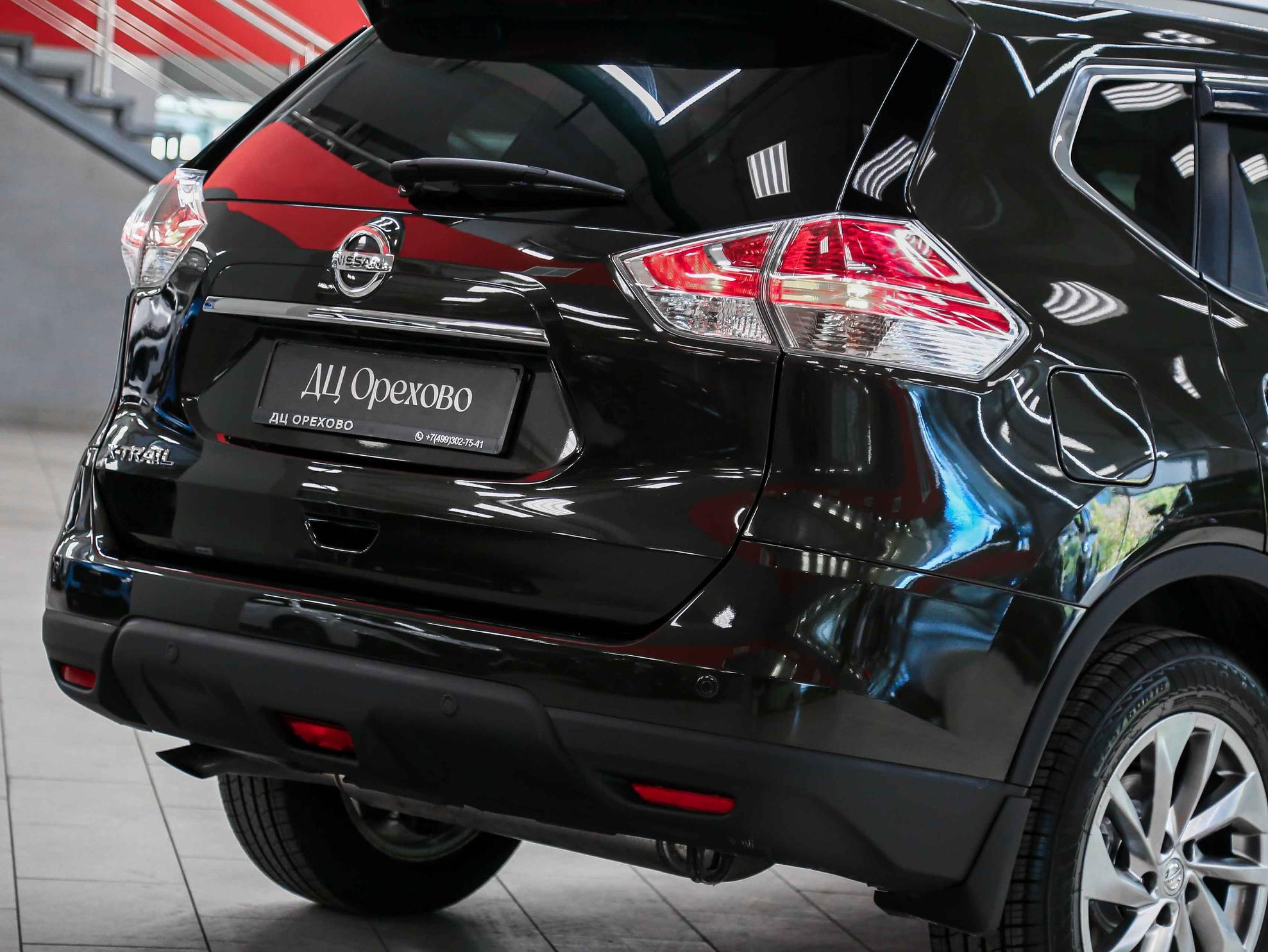 Nissan X-Trail 2017, зеленый, ДЦ Орехово
