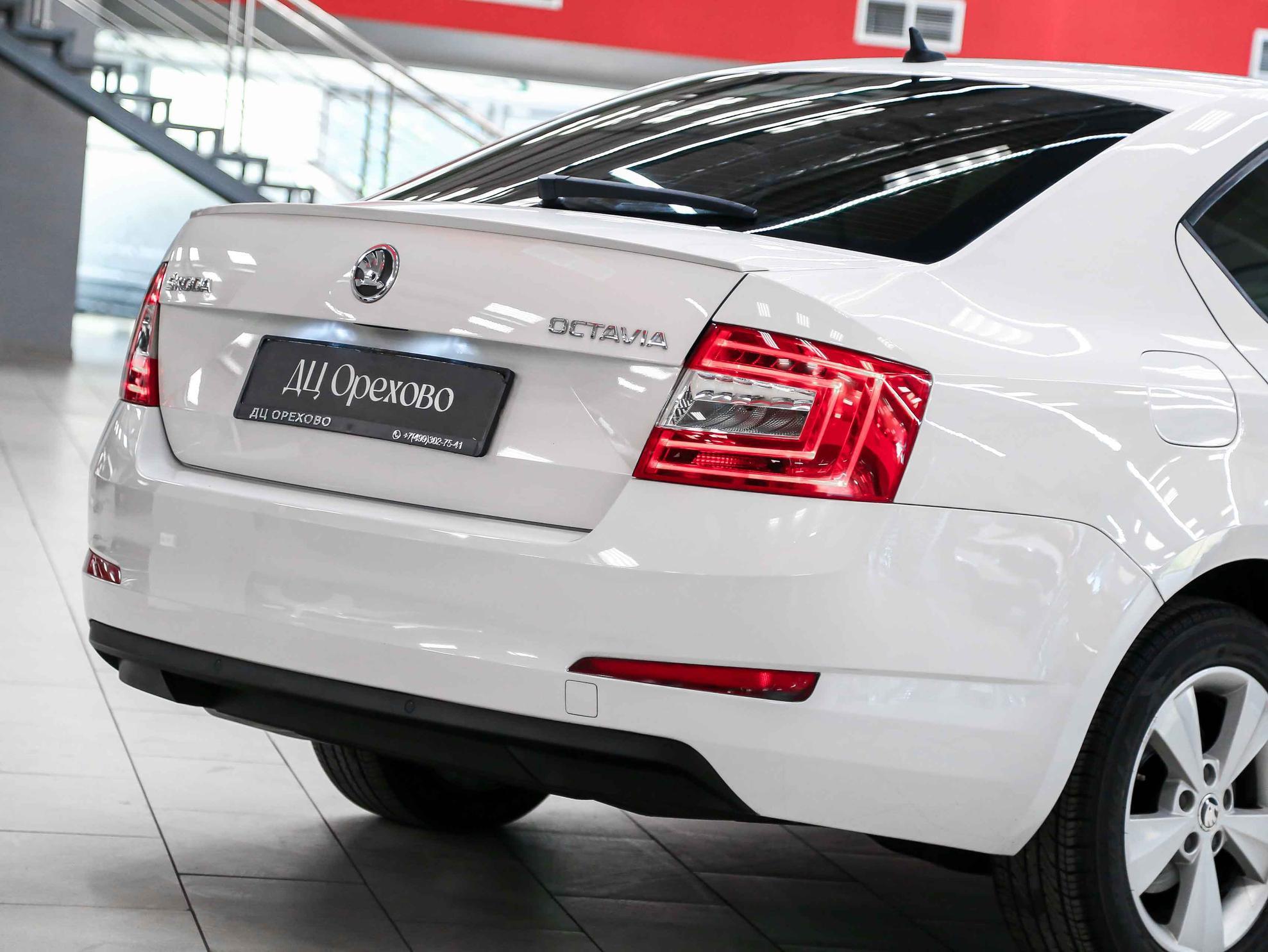 Skoda Octavia 2014, белый, ДЦ Орехово