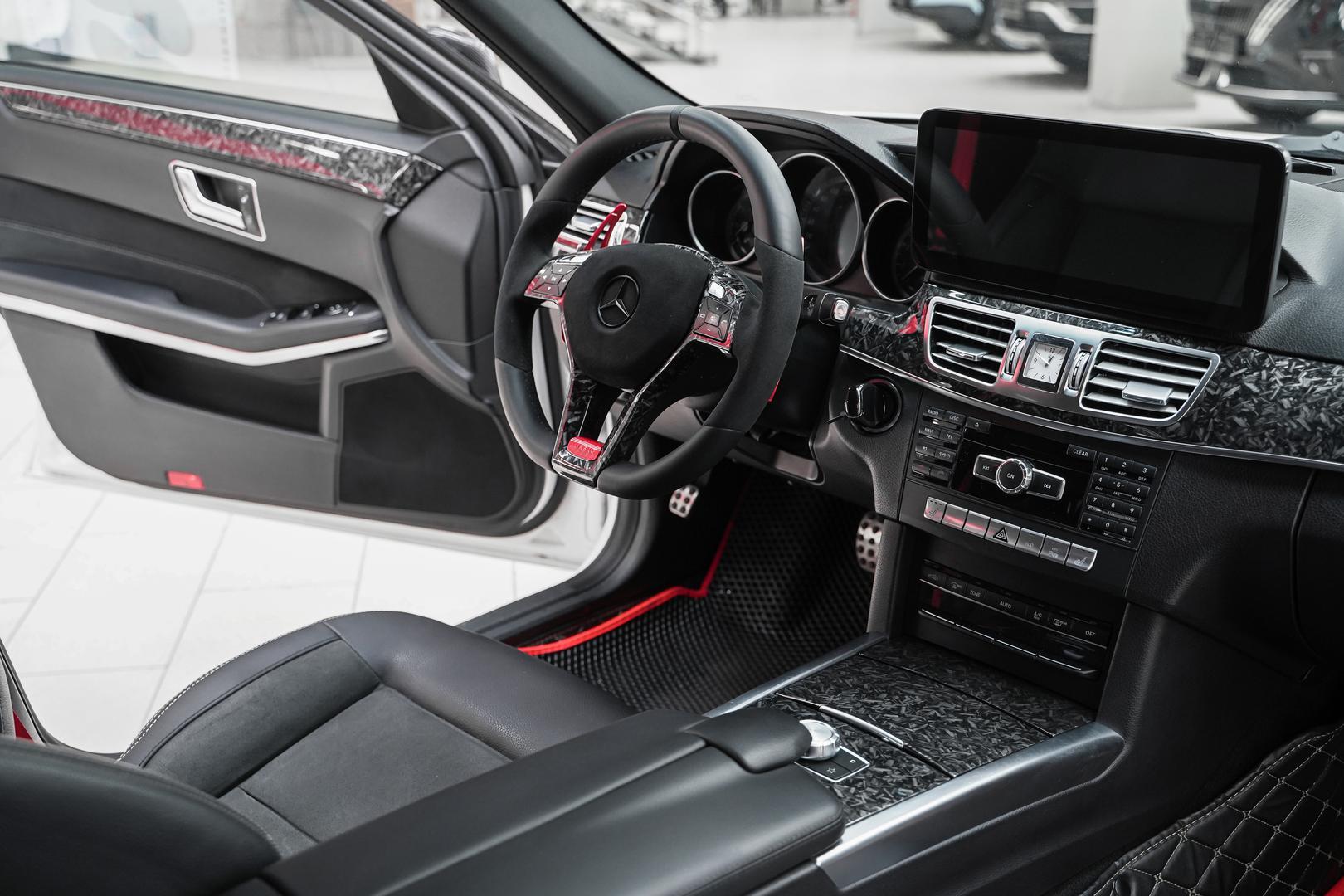 Mercedes-Benz E-Класс 2014, белый, ДЦ Орехово