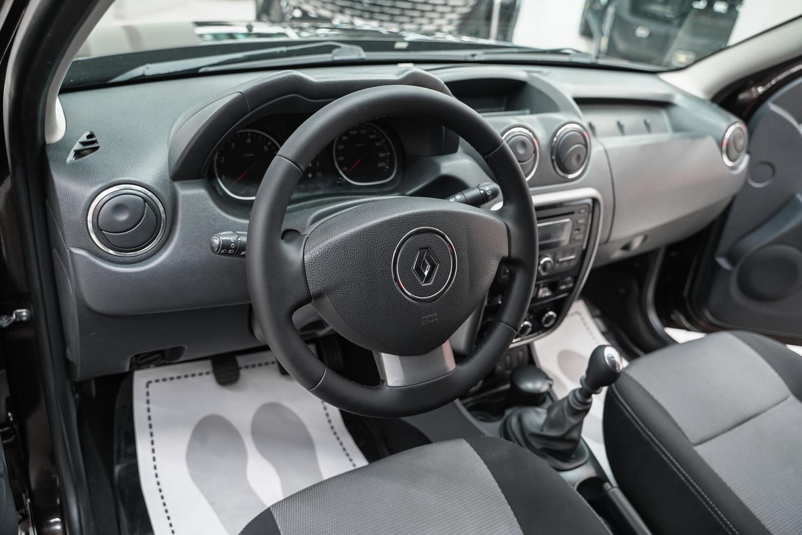 Renault Duster 2015, коричневый, ДЦ Орехово
