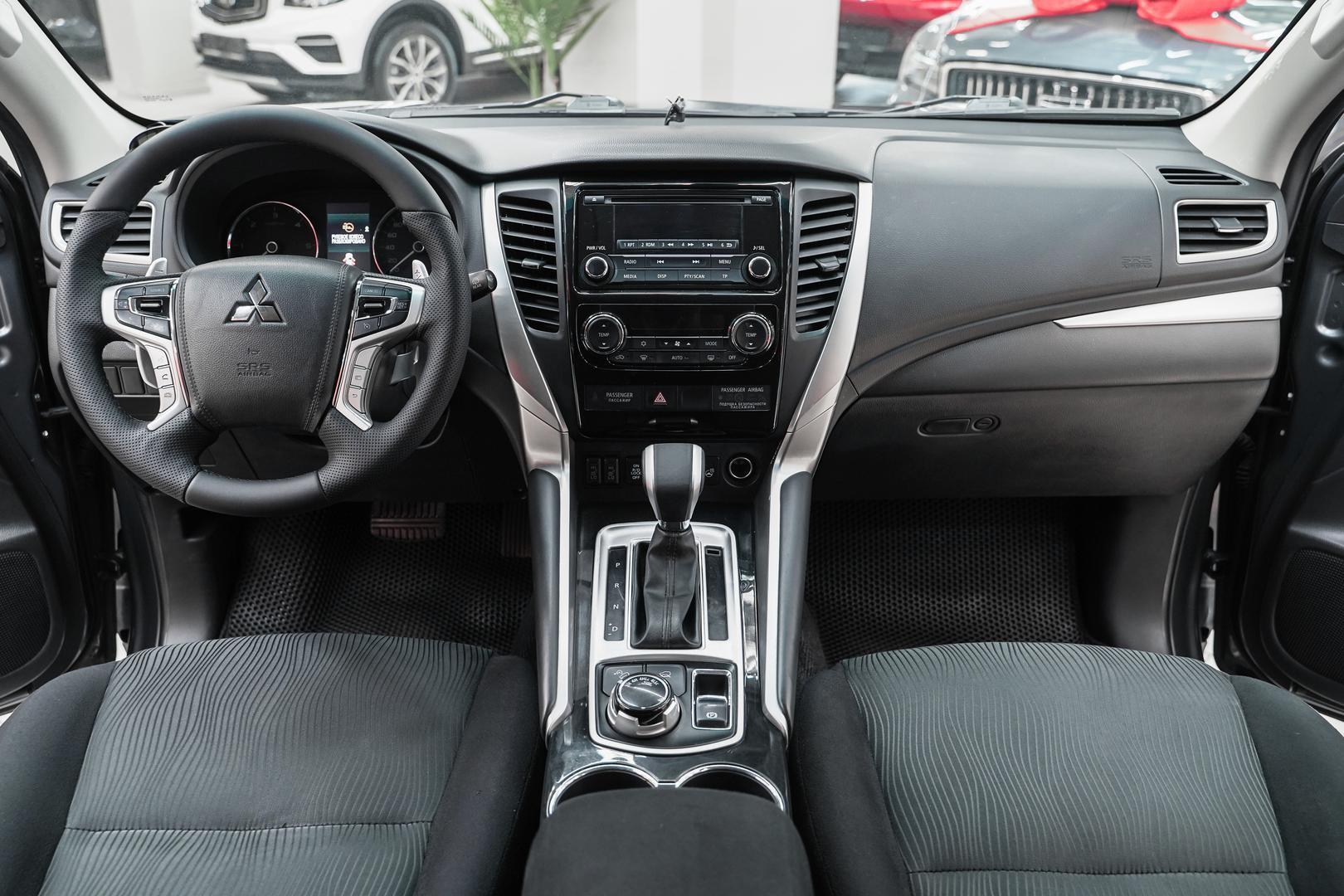 Mitsubishi Pajero Sport 2019, серый, ДЦ Орехово