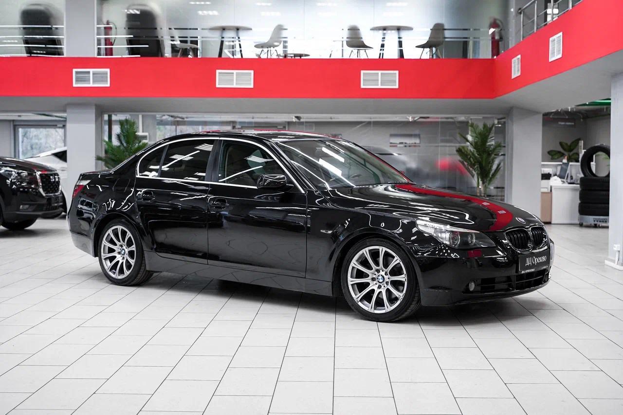 BMW 5 серии 2005, черный, ДЦ Орехово
