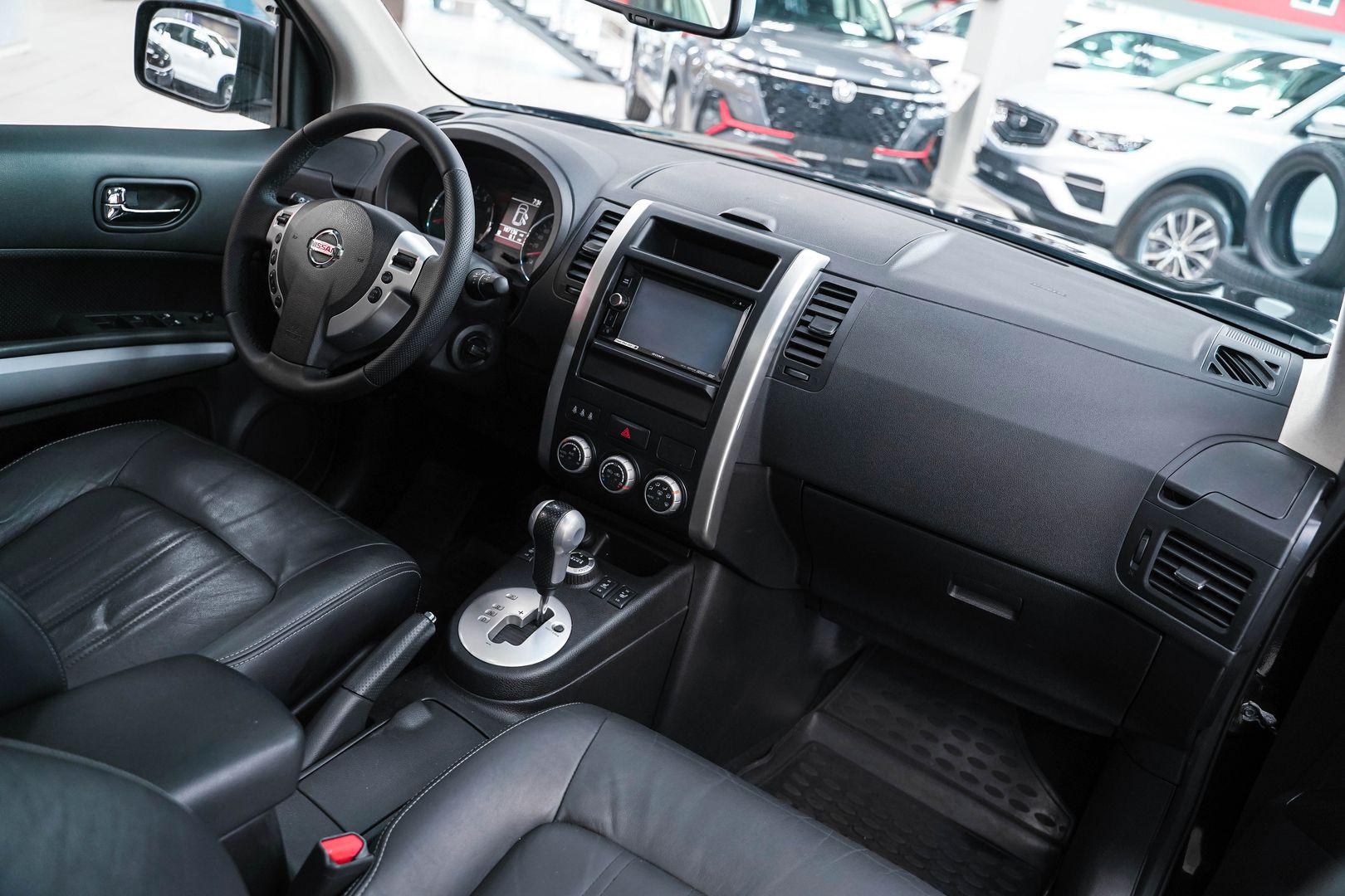 Nissan X-Trail 2012, черный, ДЦ Орехово
