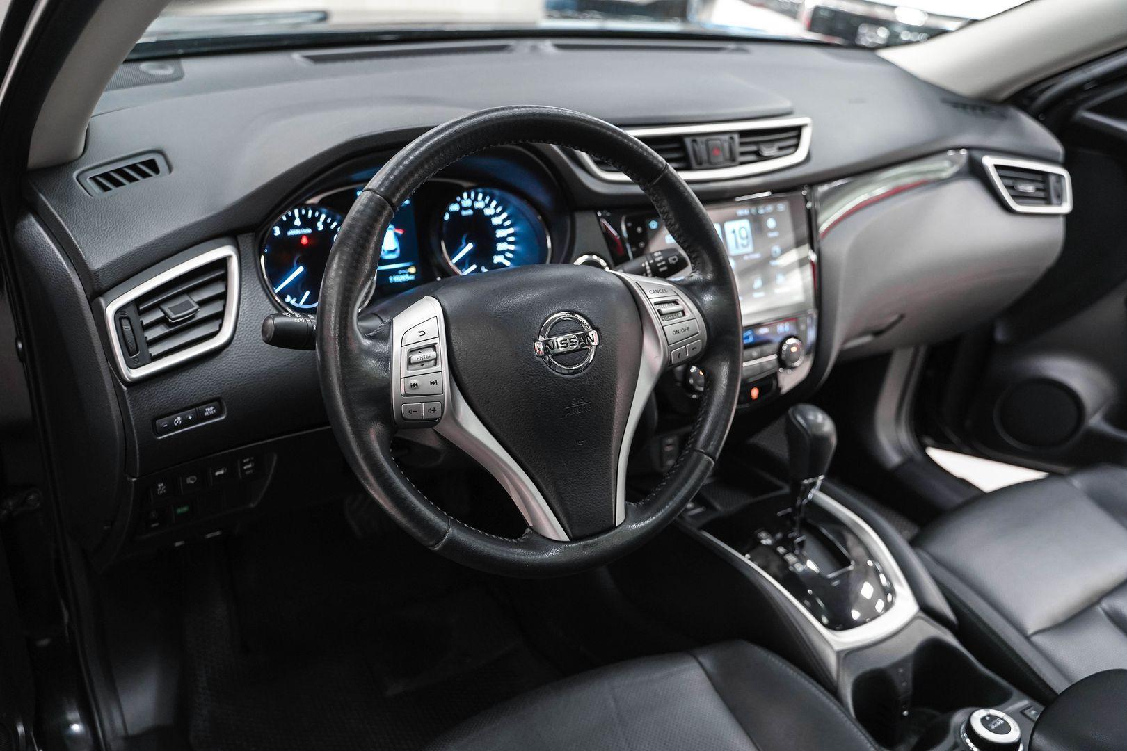 Nissan X-Trail 2015, черный, ДЦ Орехово