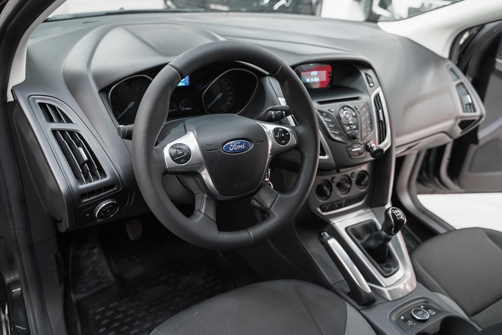 Ford Focus 2012, черный, ДЦ Орехово