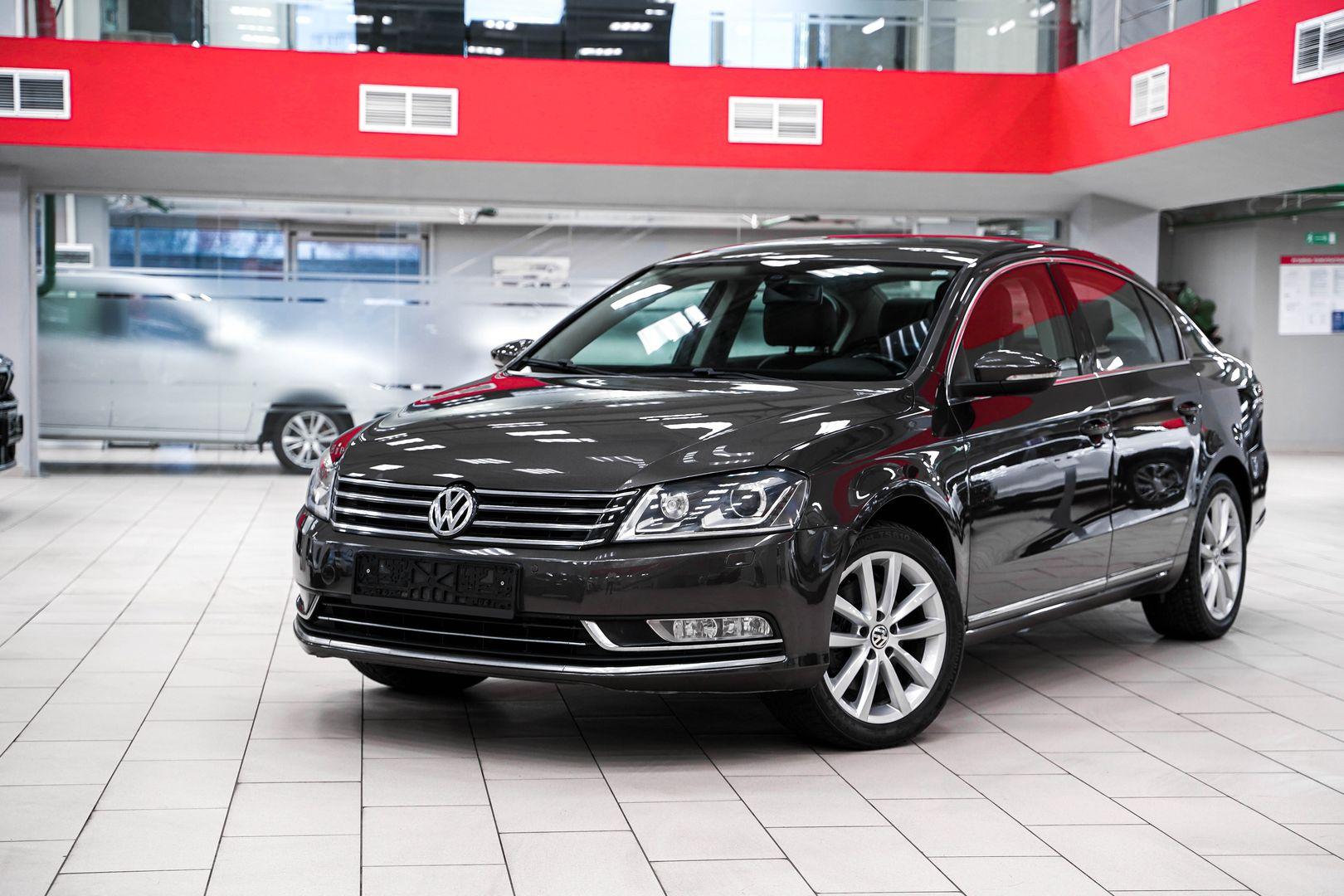 Volkswagen Passat 2013, коричневый, ДЦ Орехово