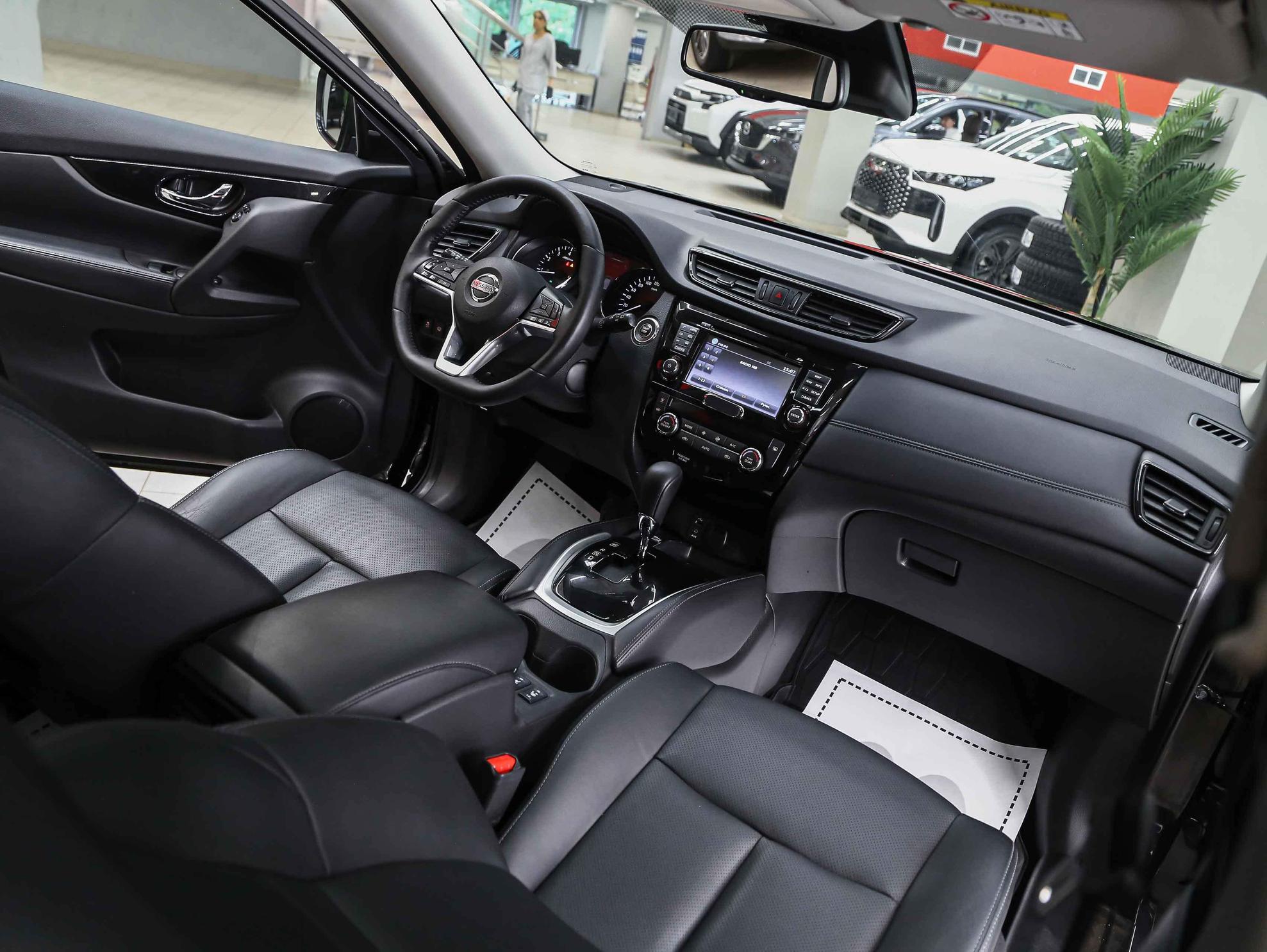 Nissan X-Trail 2019, черный, ДЦ Орехово