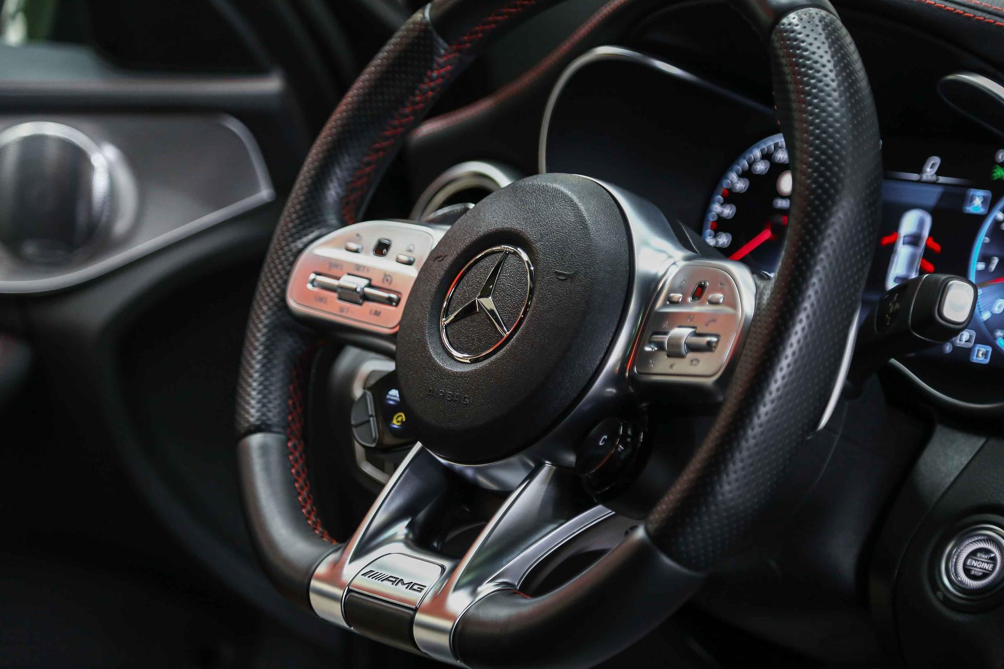 Mercedes-Benz C-Класс AMG 2020, черный, ДЦ Орехово