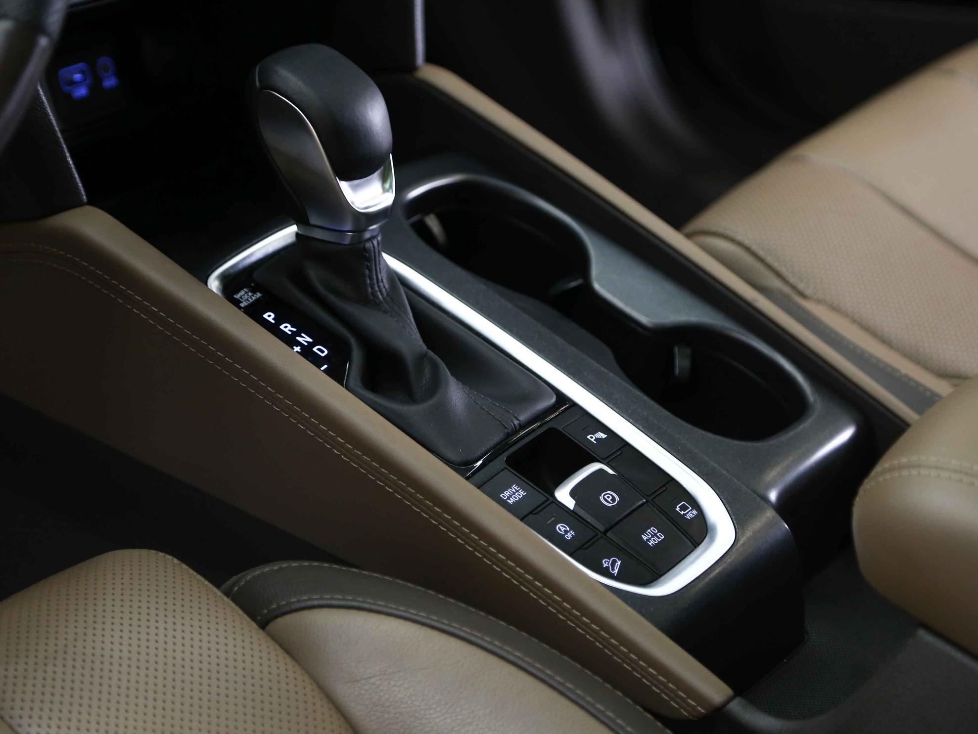 Hyundai Santa Fe 2018, серый, ДЦ Орехово