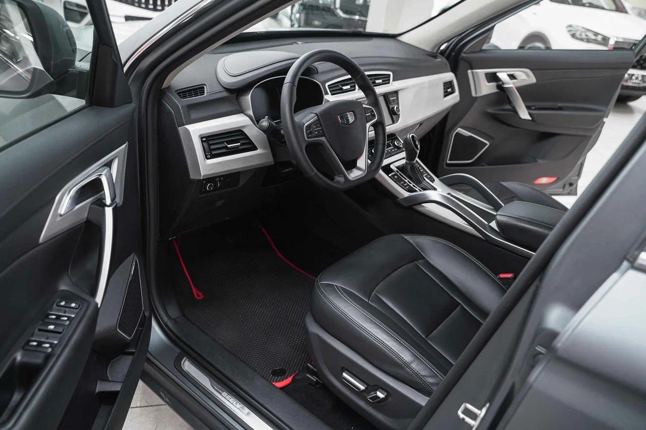 Geely Atlas 2019, серый, ДЦ Орехово