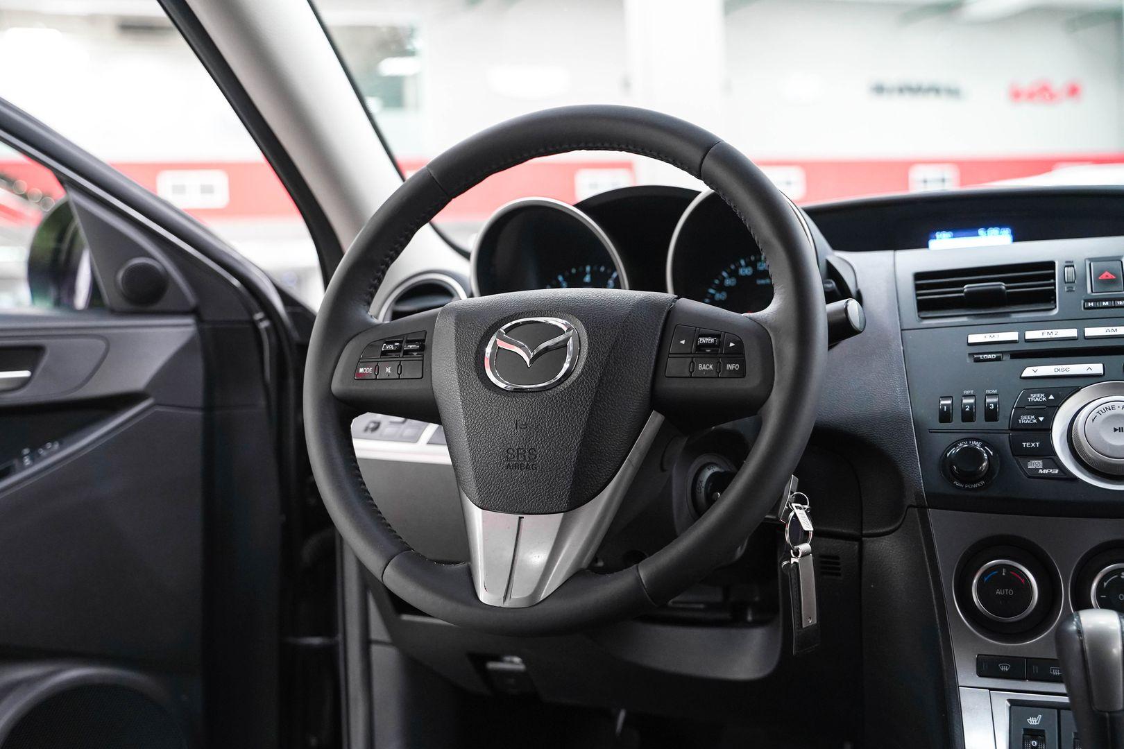 Mazda 3 2010, серый, ДЦ Орехово