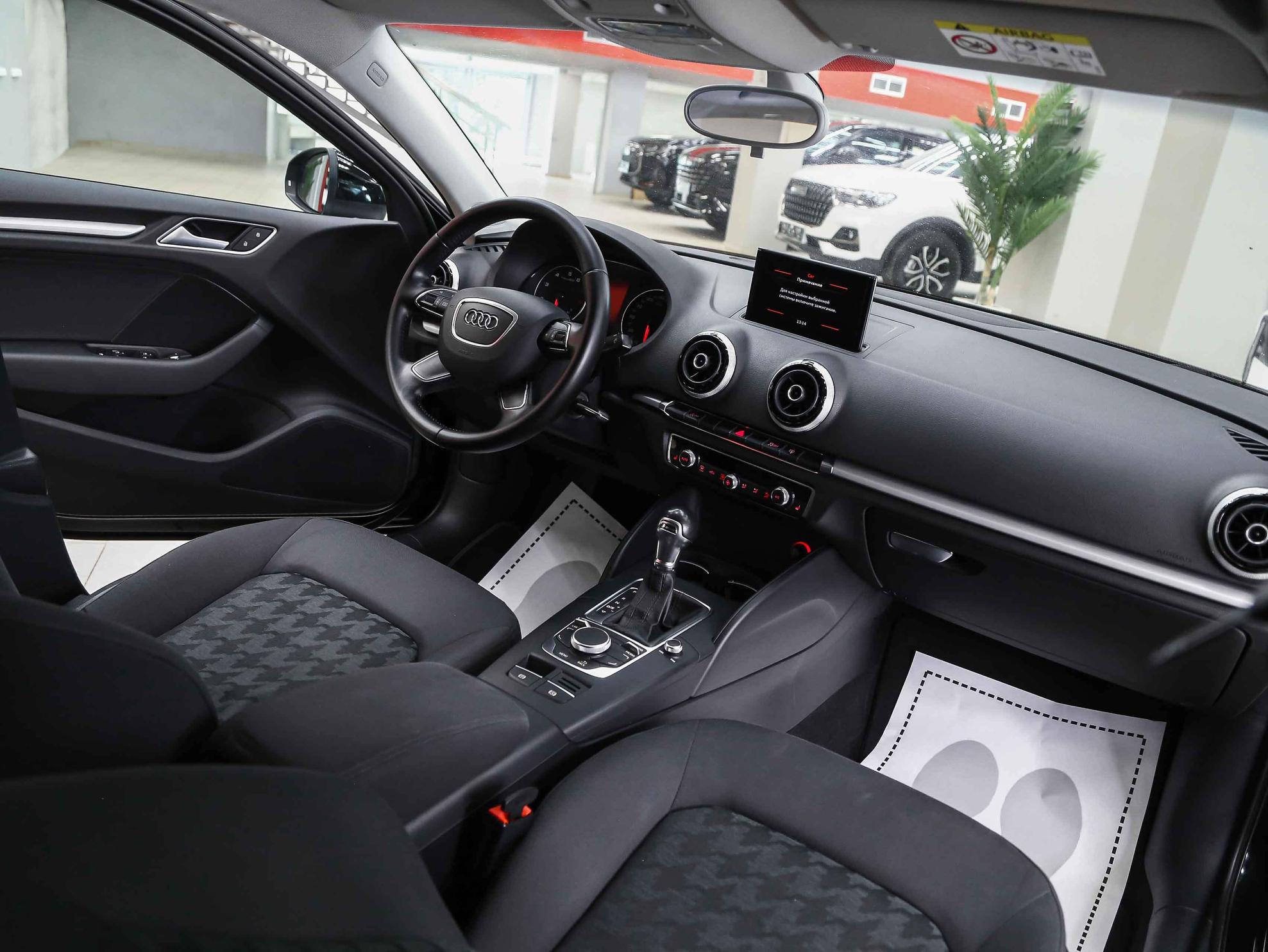 Audi A3 2013, черный, ДЦ Орехово
