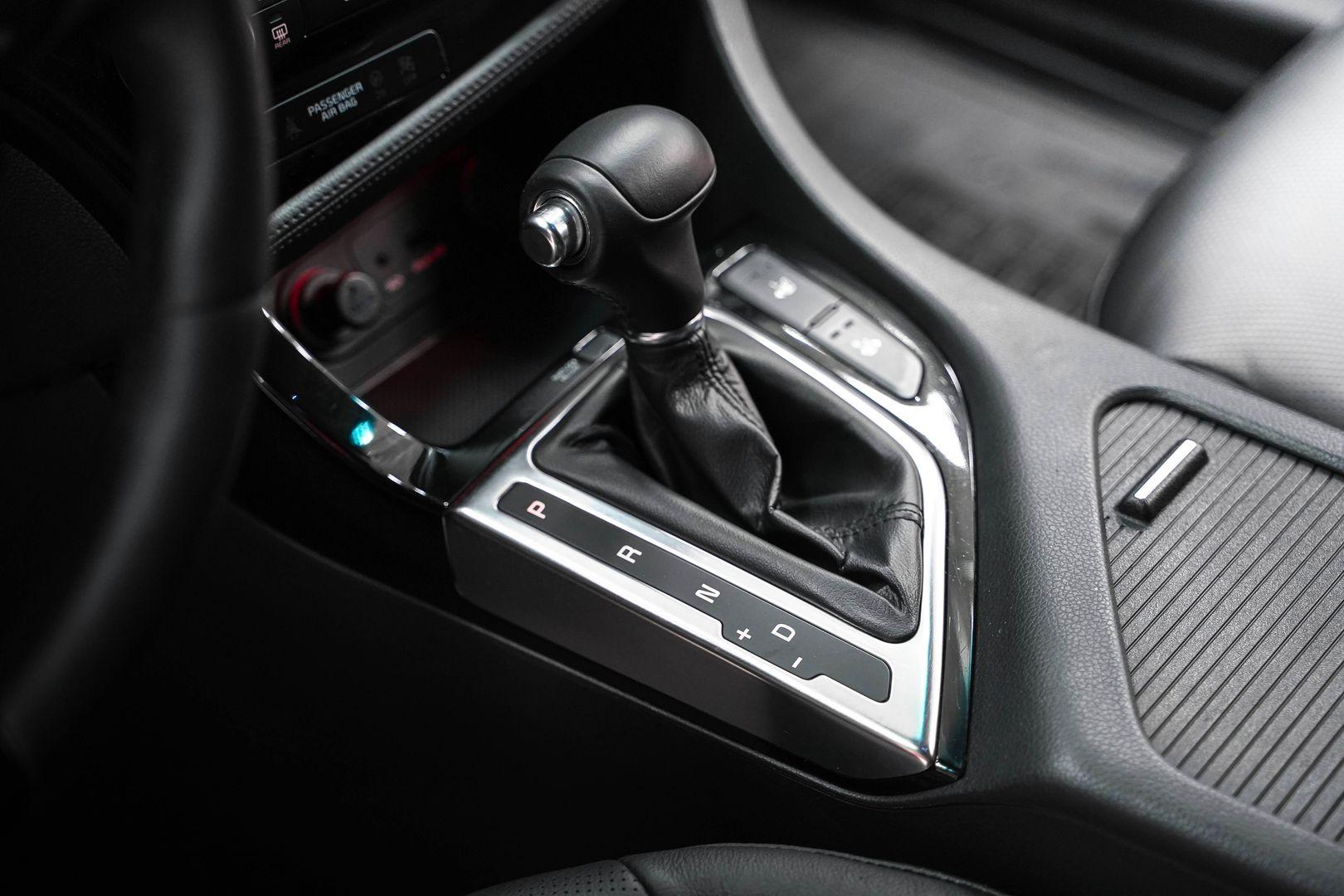 Kia Optima 2013, бежевый, ДЦ Орехово