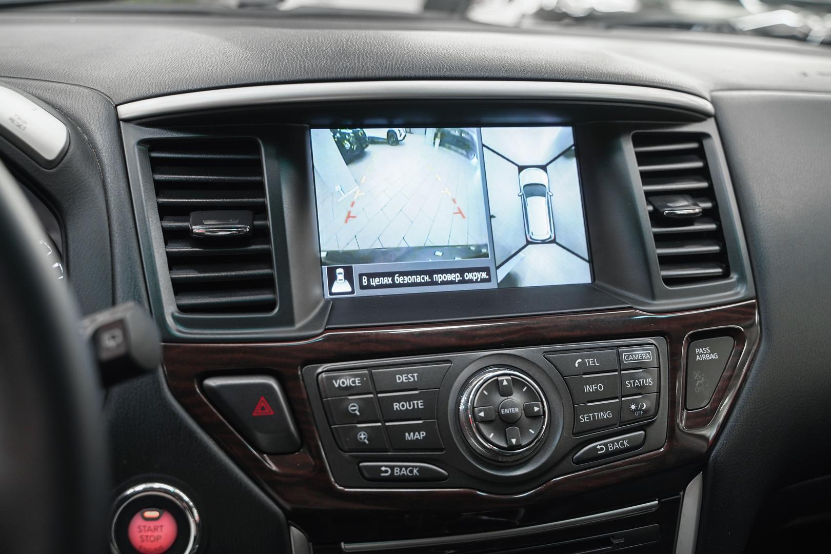 Nissan Pathfinder 2015, серый, ДЦ Орехово