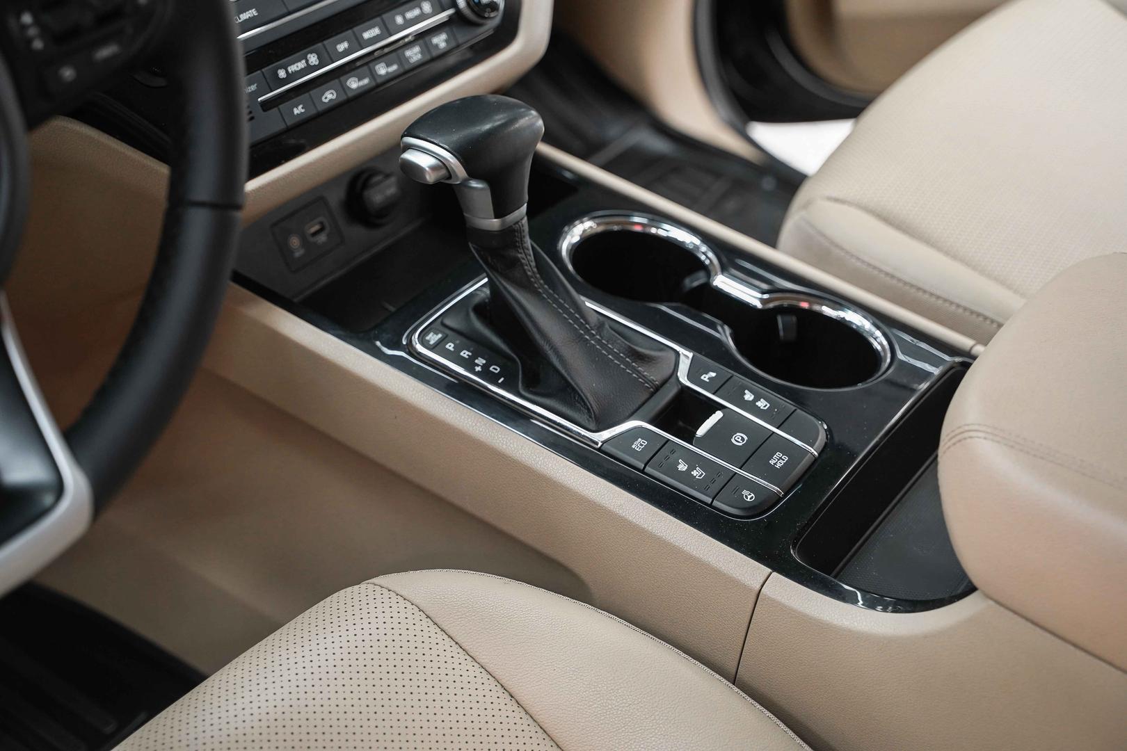Kia Carnival 2020, черный, ДЦ Орехово