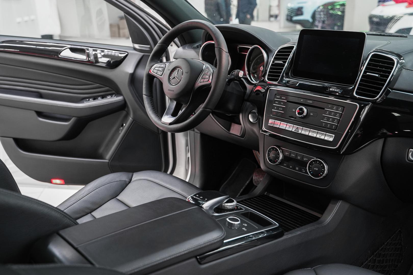 Mercedes-Benz GLE Coupe 2016, белый, ДЦ Орехово