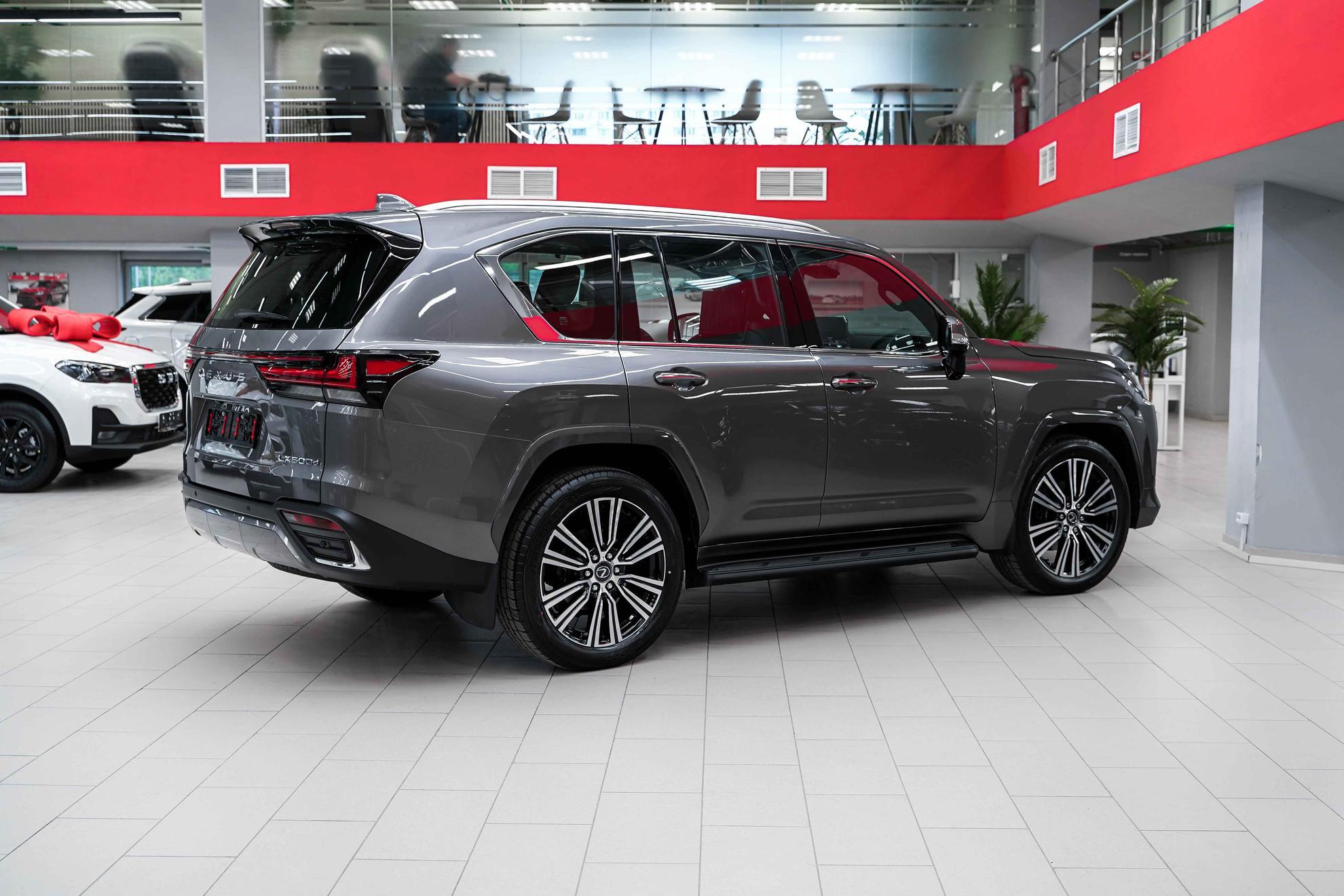 Lexus LX 2026, серый, ДЦ Орехово