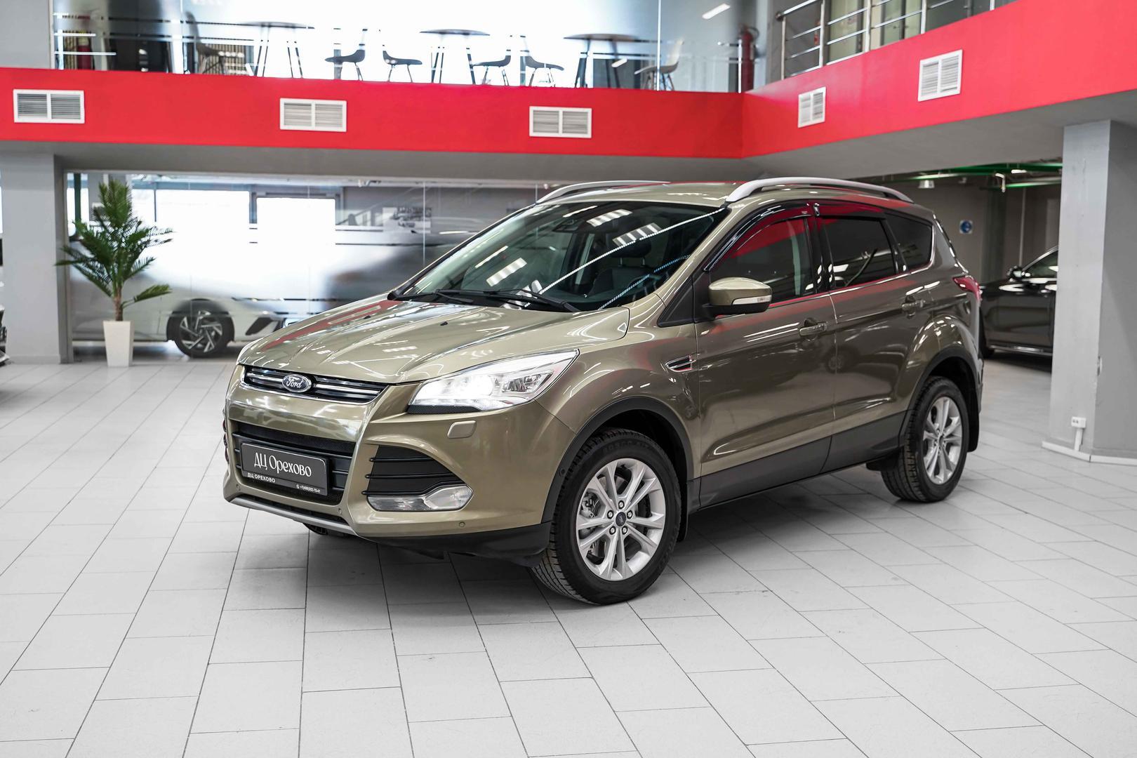 Ford Kuga 2013, зеленый, ДЦ Орехово